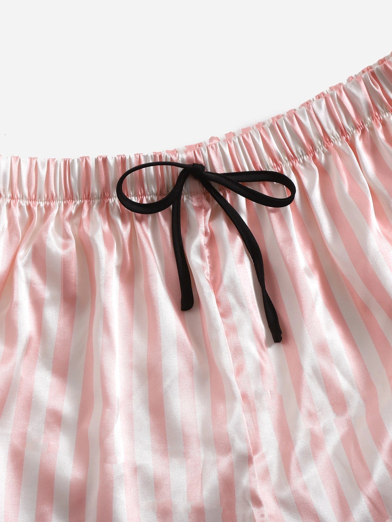 Conjunto de Pijama Camiseta Regata de Cetim com Estampa Listrada