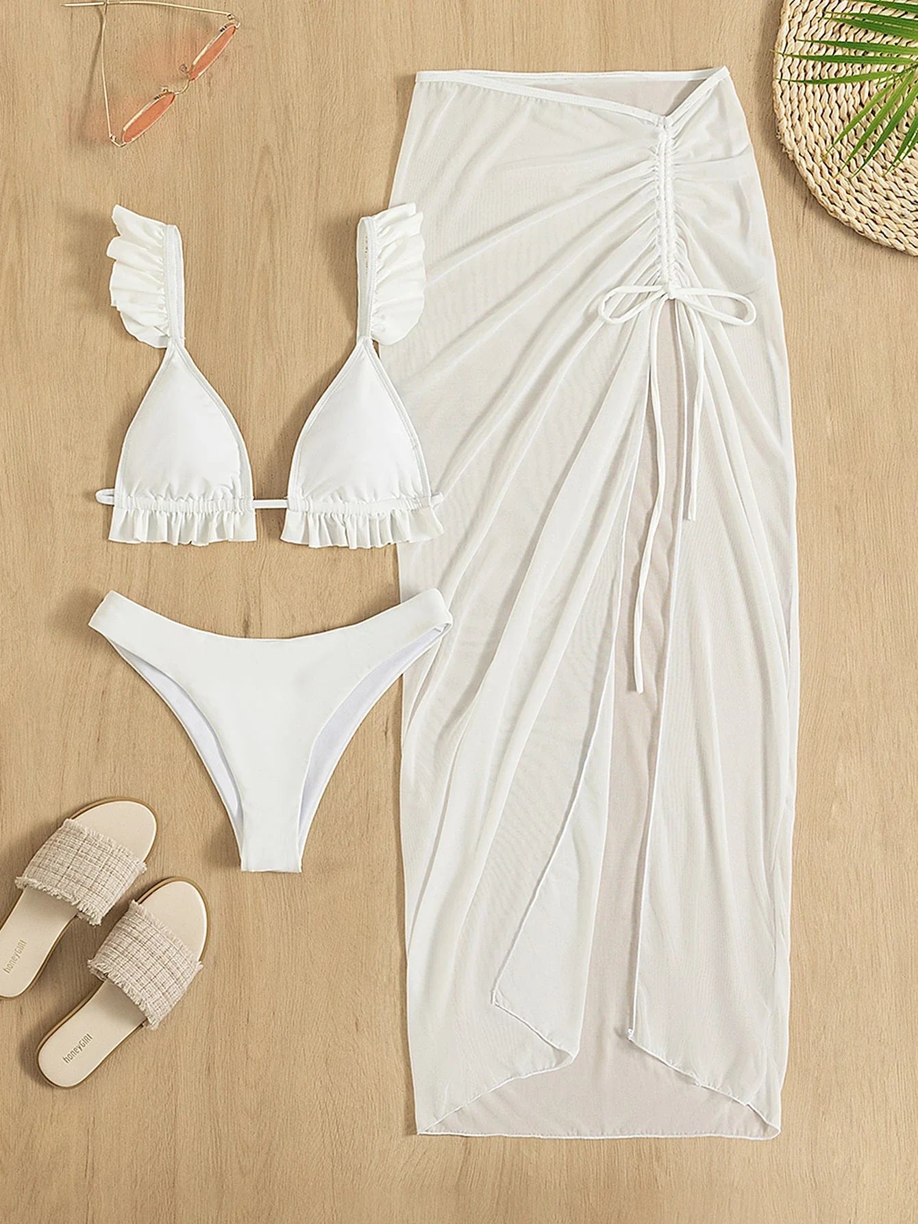 SHEIN Swim Conjunto de biquíni sólido acabamento de folho top & atrevido de baixo & saia de praia 3 peças roupa de banho