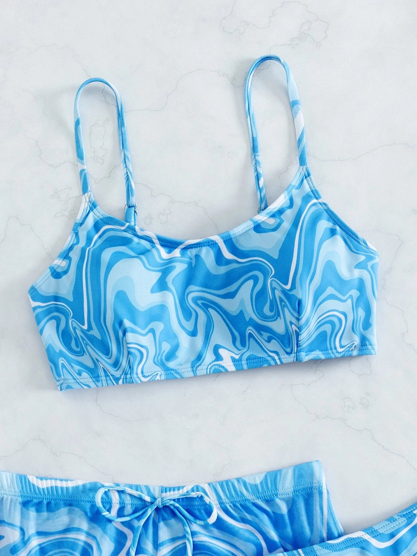 SHEIN Swim Conjunto de Maiô Bikini feminino com alças finas para o verão na Praia com Estampa de Redemoinho, impressionados aleatoriamente.