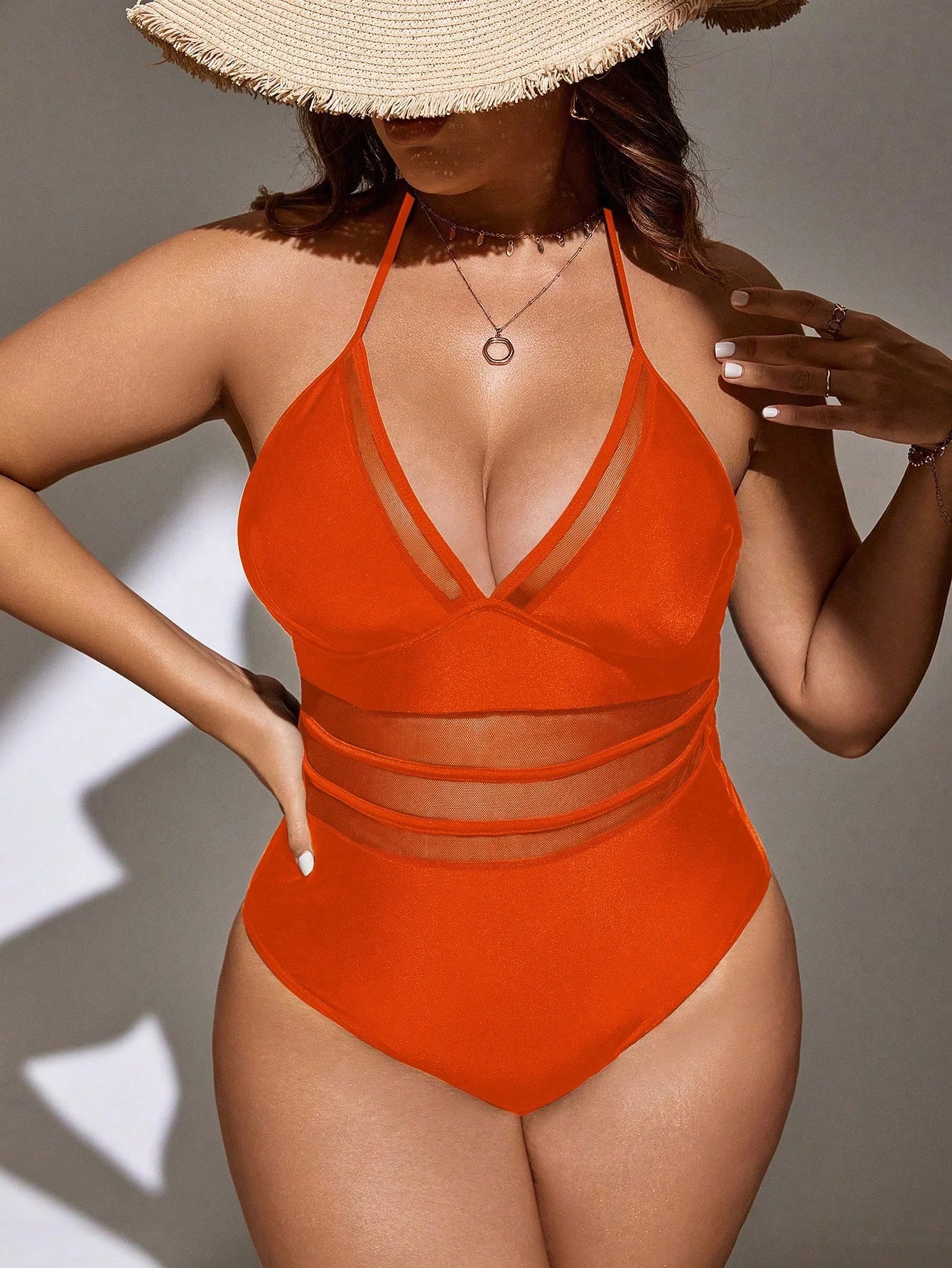 Swim SXY Plus Malha De Contraste Halter Fato De Banho De Uma Peça