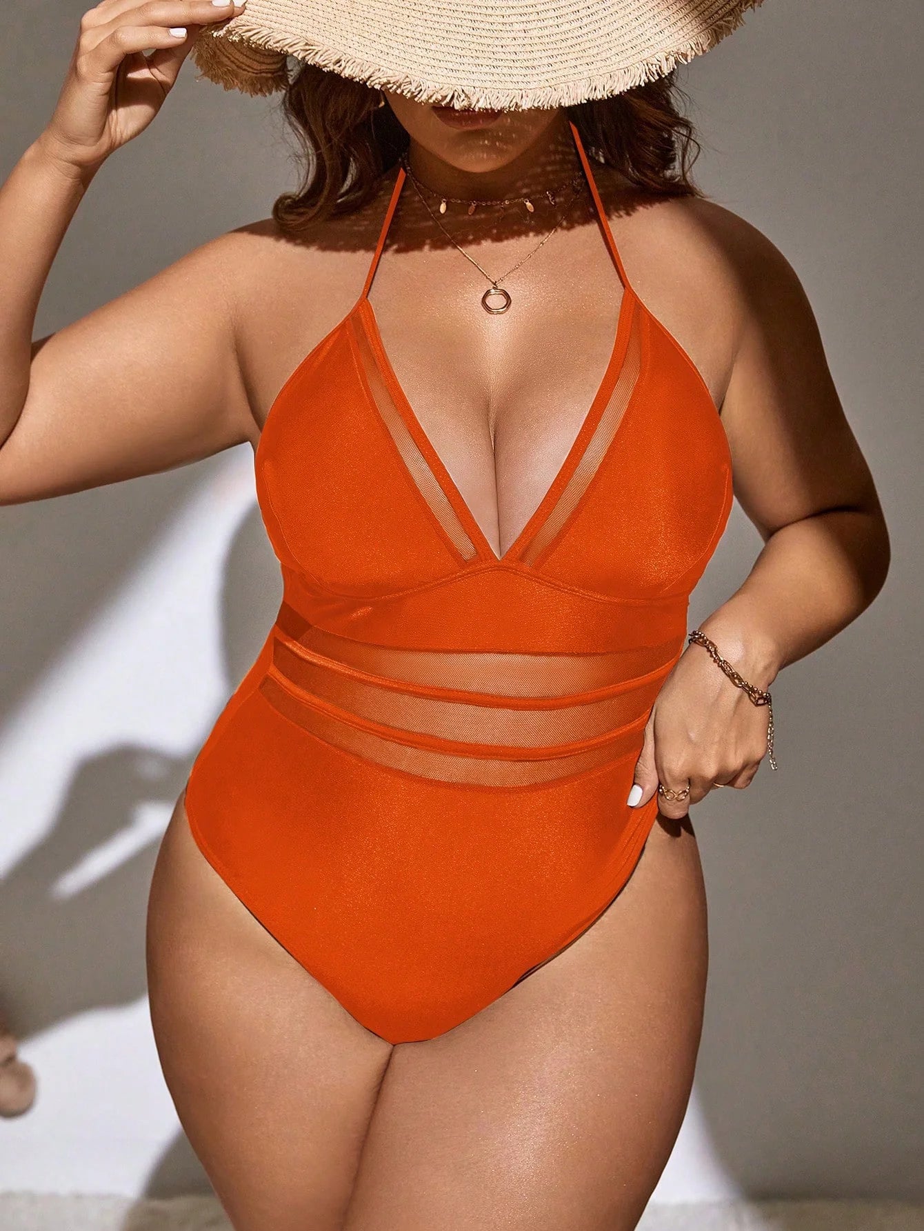 Swim SXY Plus Malha De Contraste Halter Fato De Banho De Uma Peça