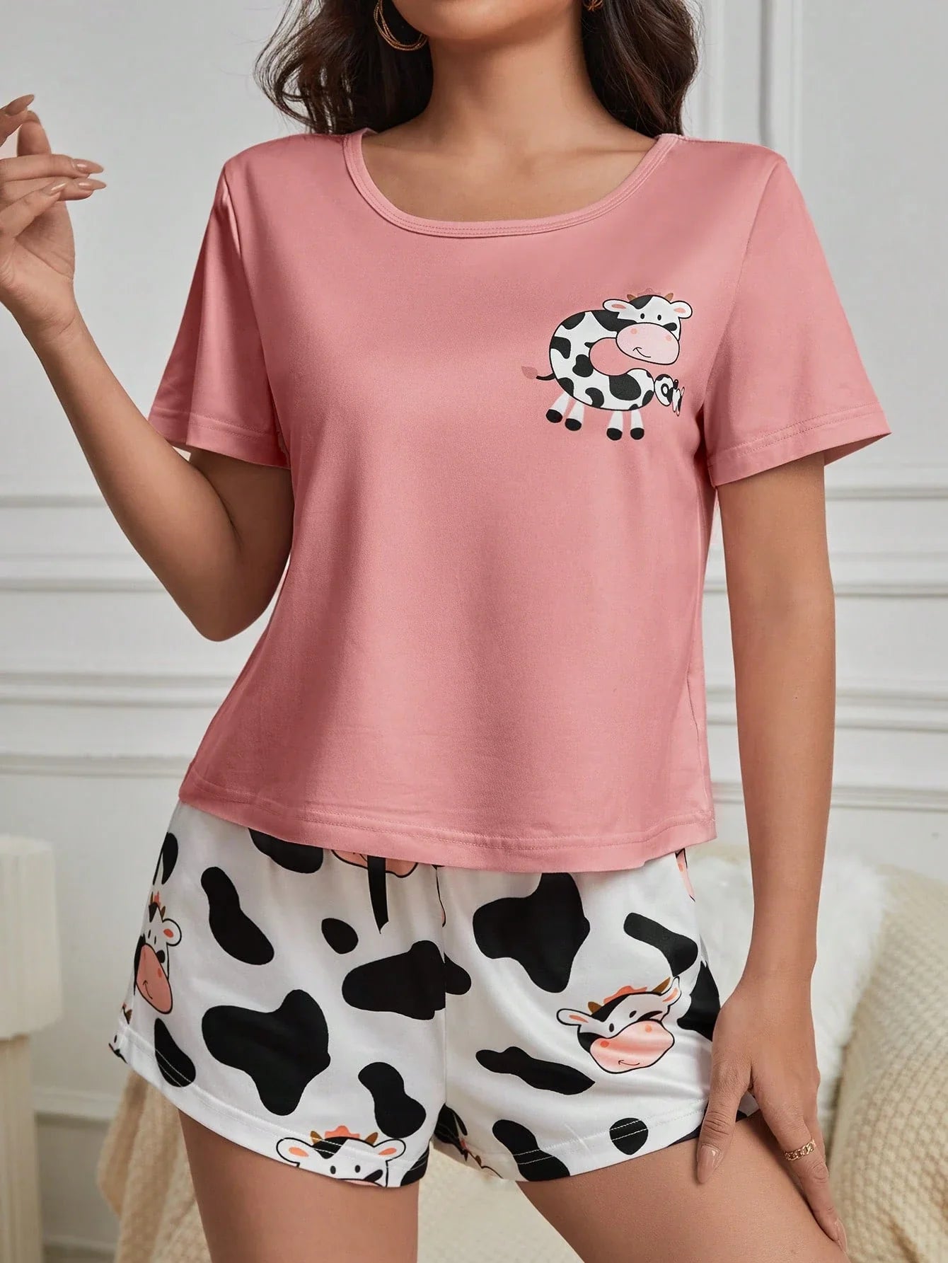Conjunto De Pijama Feminino De Camiseta De Manga Curta Impressa De Vaca E Short