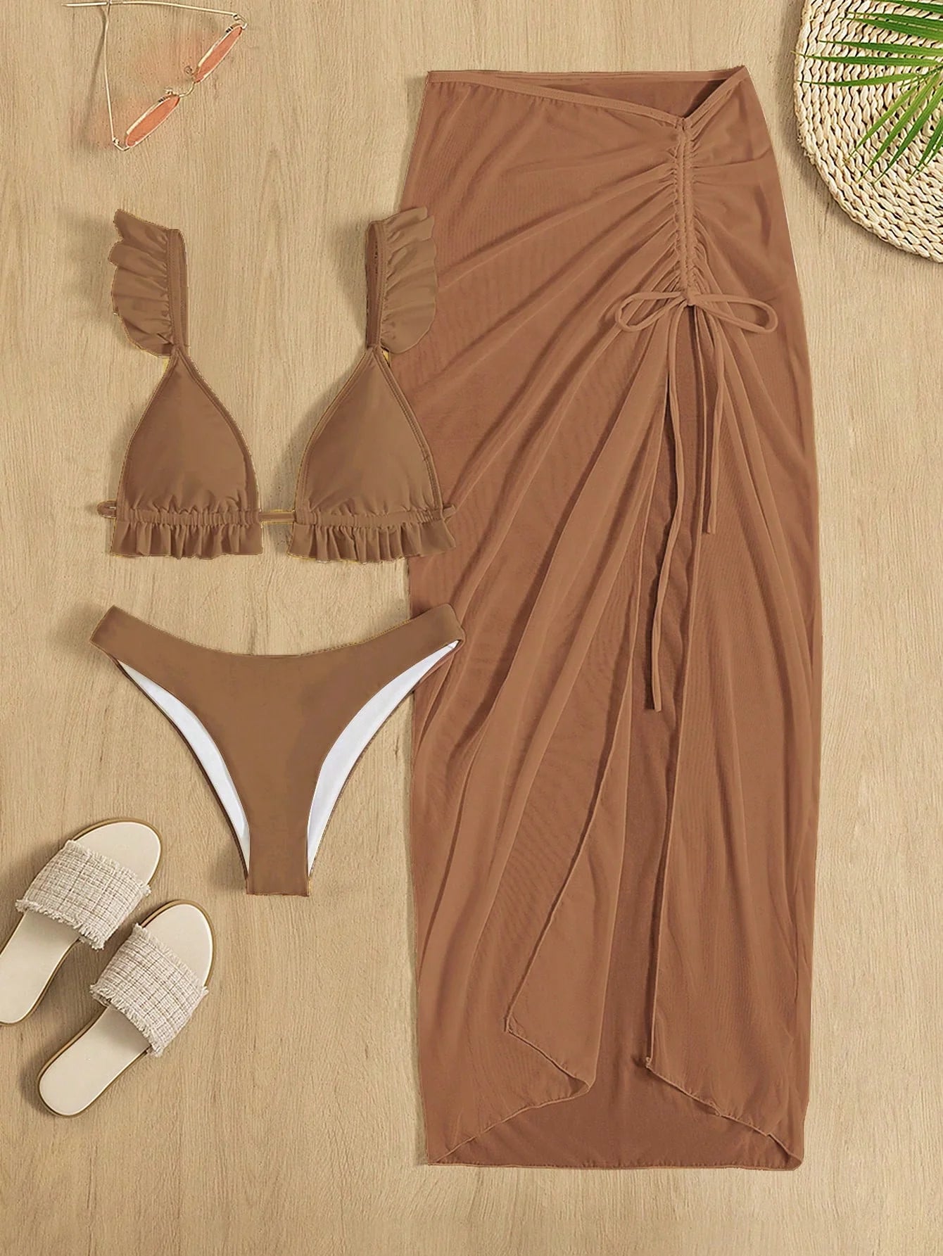 SHEIN Swim Conjunto de biquíni sólido acabamento de folho top & atrevido de baixo & saia de praia 3 peças roupa de banho