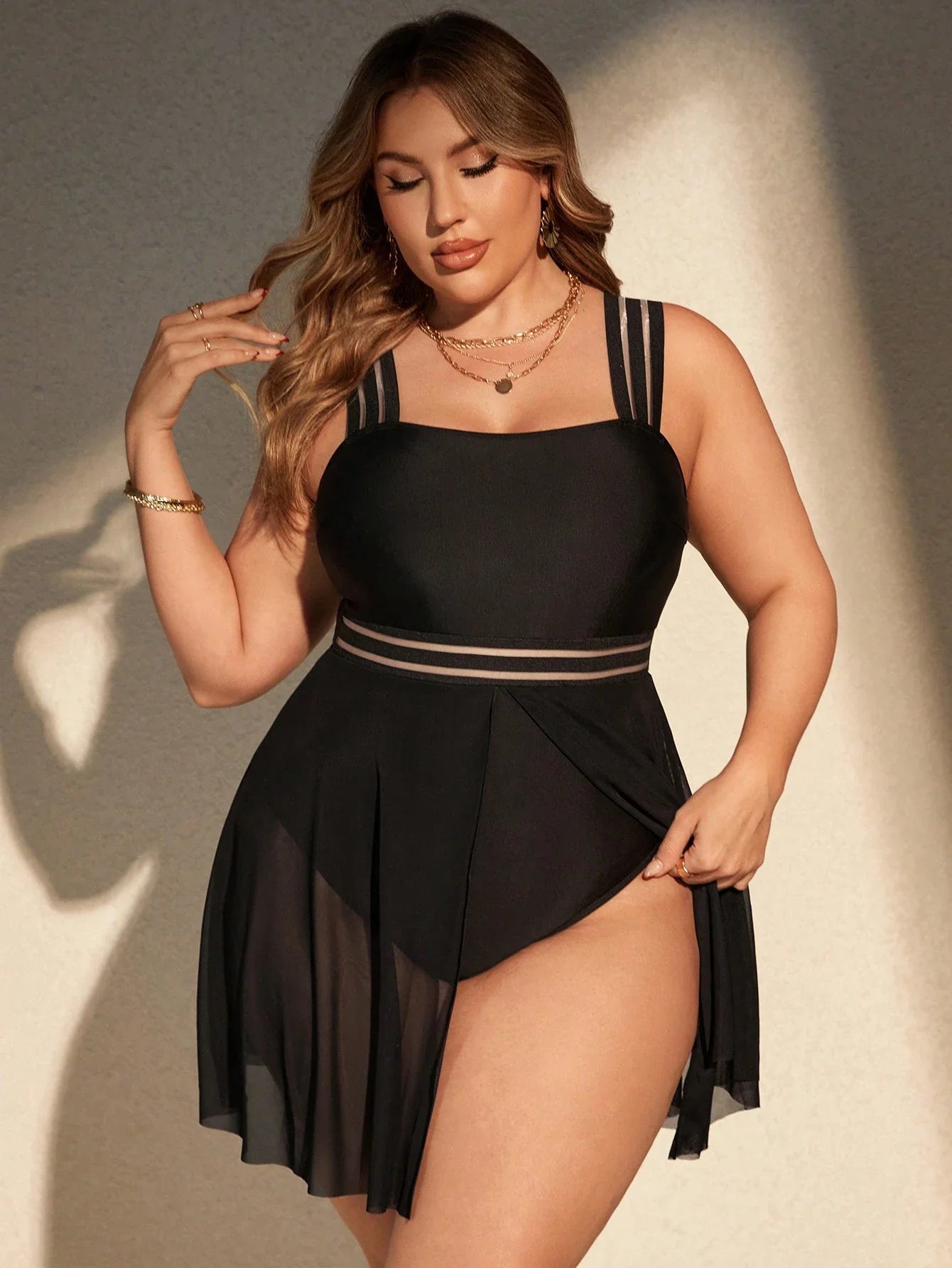 SHEIN Swim Curve Maiô de uma peça Plus Size para Praia com alça de camisole, Conjunto de 2 peças