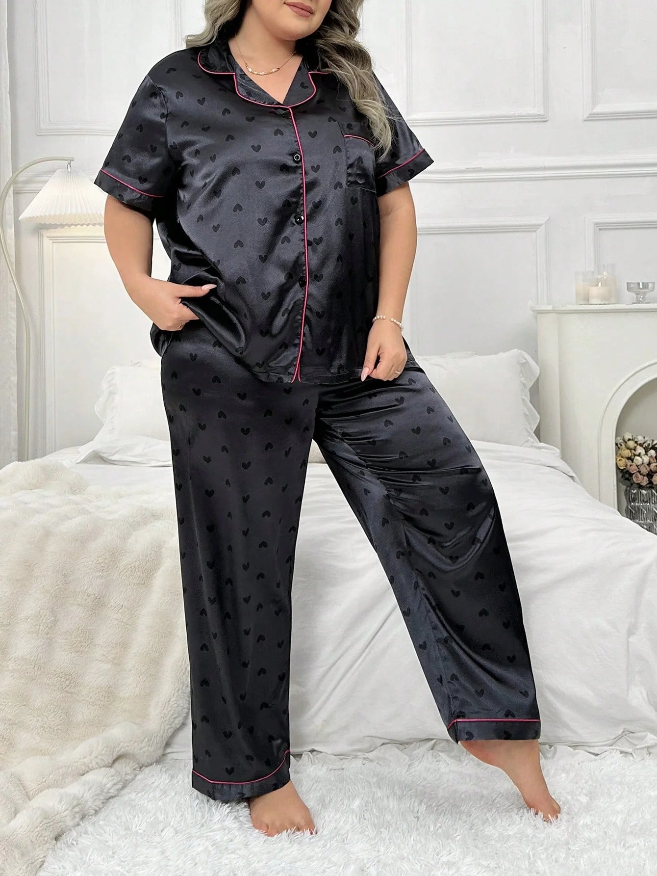 Conjunto de pijama Plus Size com gola em V, de manga curta e calça comprida em seda jacquard