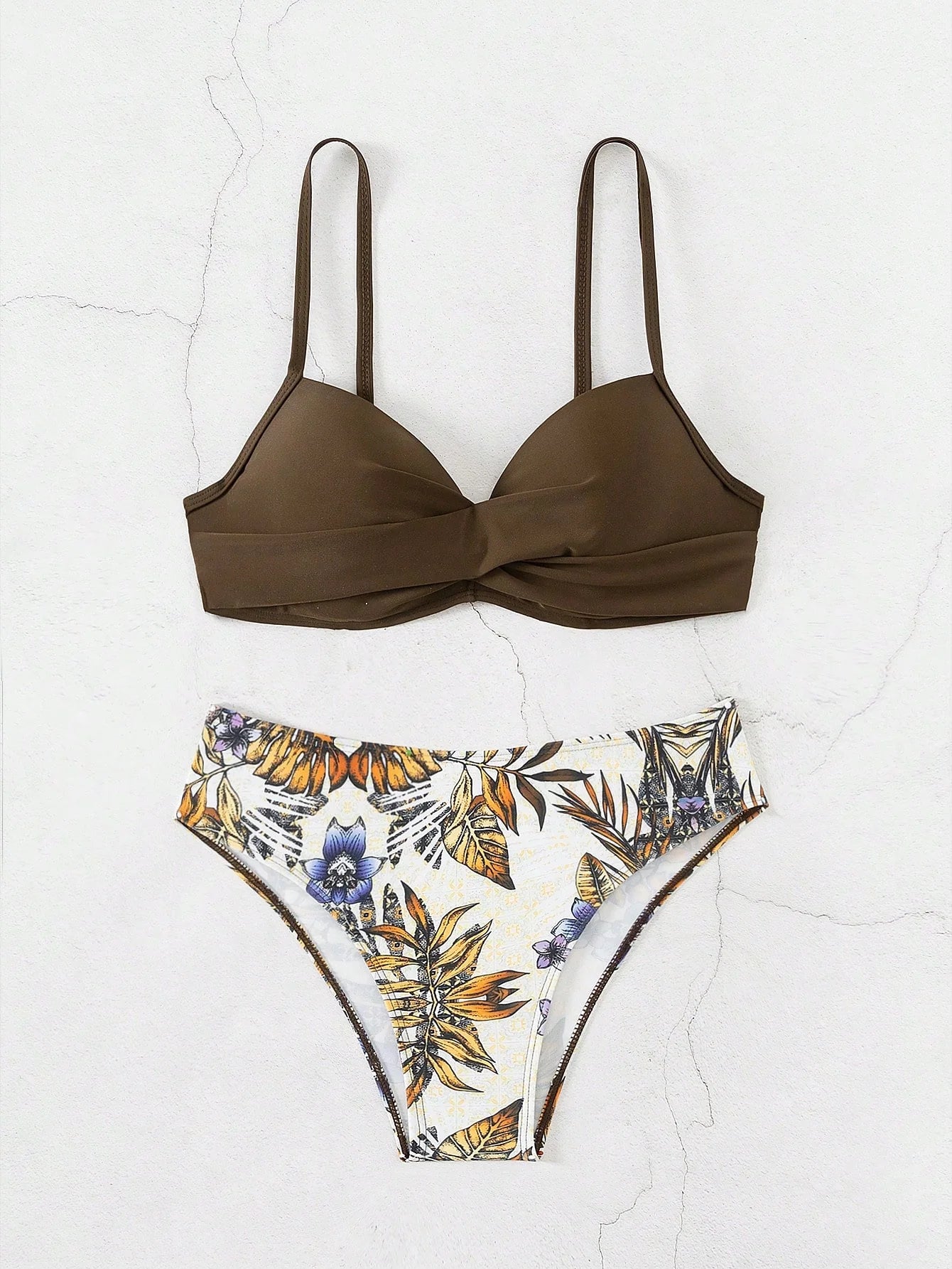 Conjunto de Maiô Bikini feminino para o verão com top sem alças cruzado à frente e Bottom de Maiô Bikini imprimido com plantas tropicais, roupa de banho, impressão aleatória