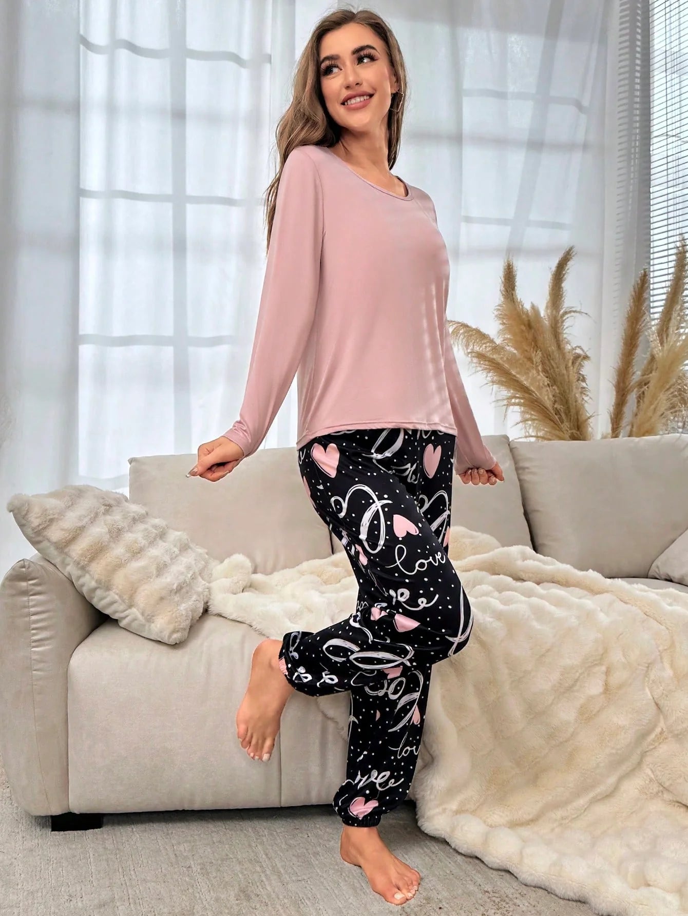 Pijama/Conjunto de Pijama com Estampa de Coração e Letra