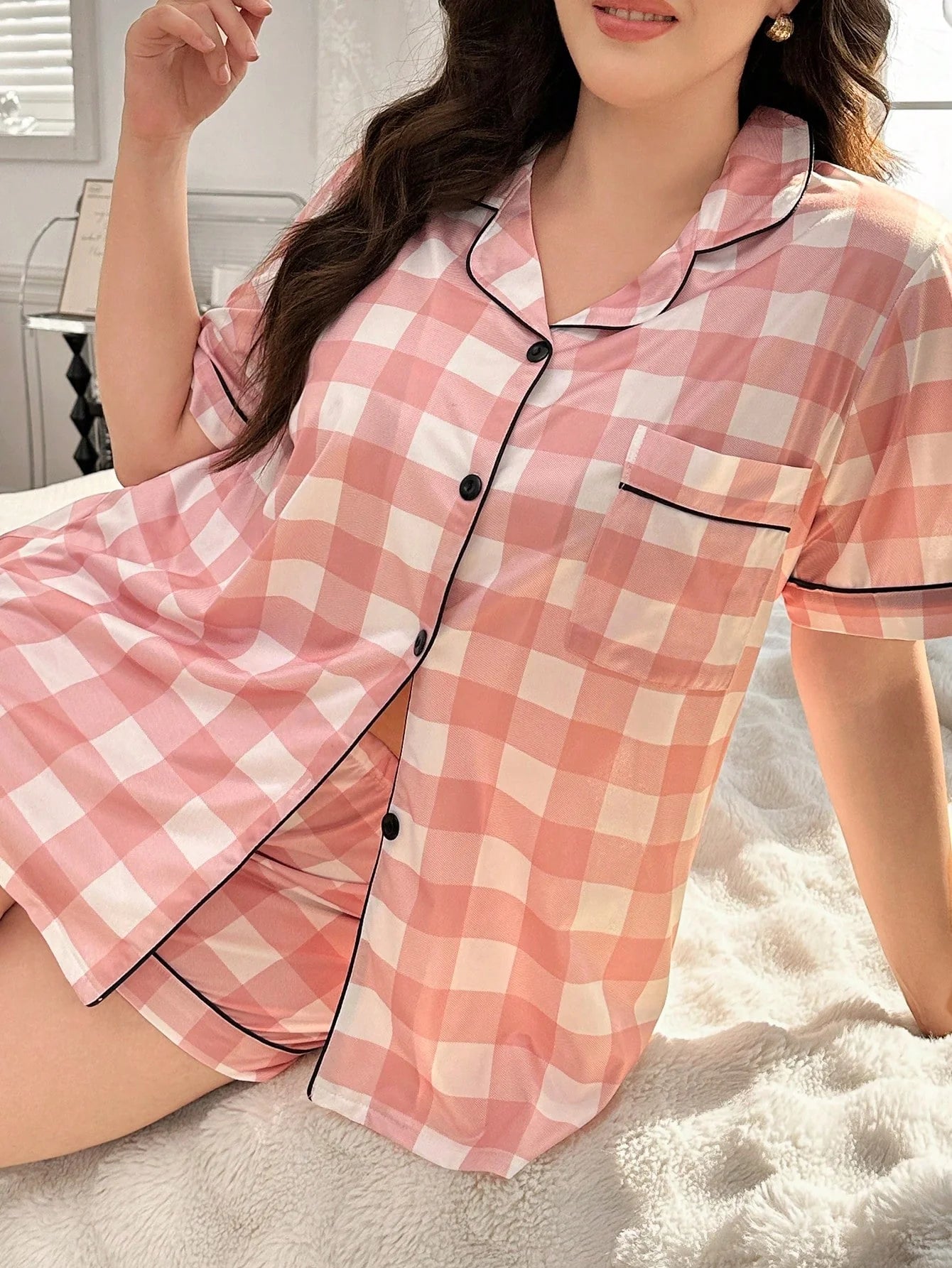 Conjunto de Pijama Estampa Xadrez com Gola para Mulheres Plus Size
