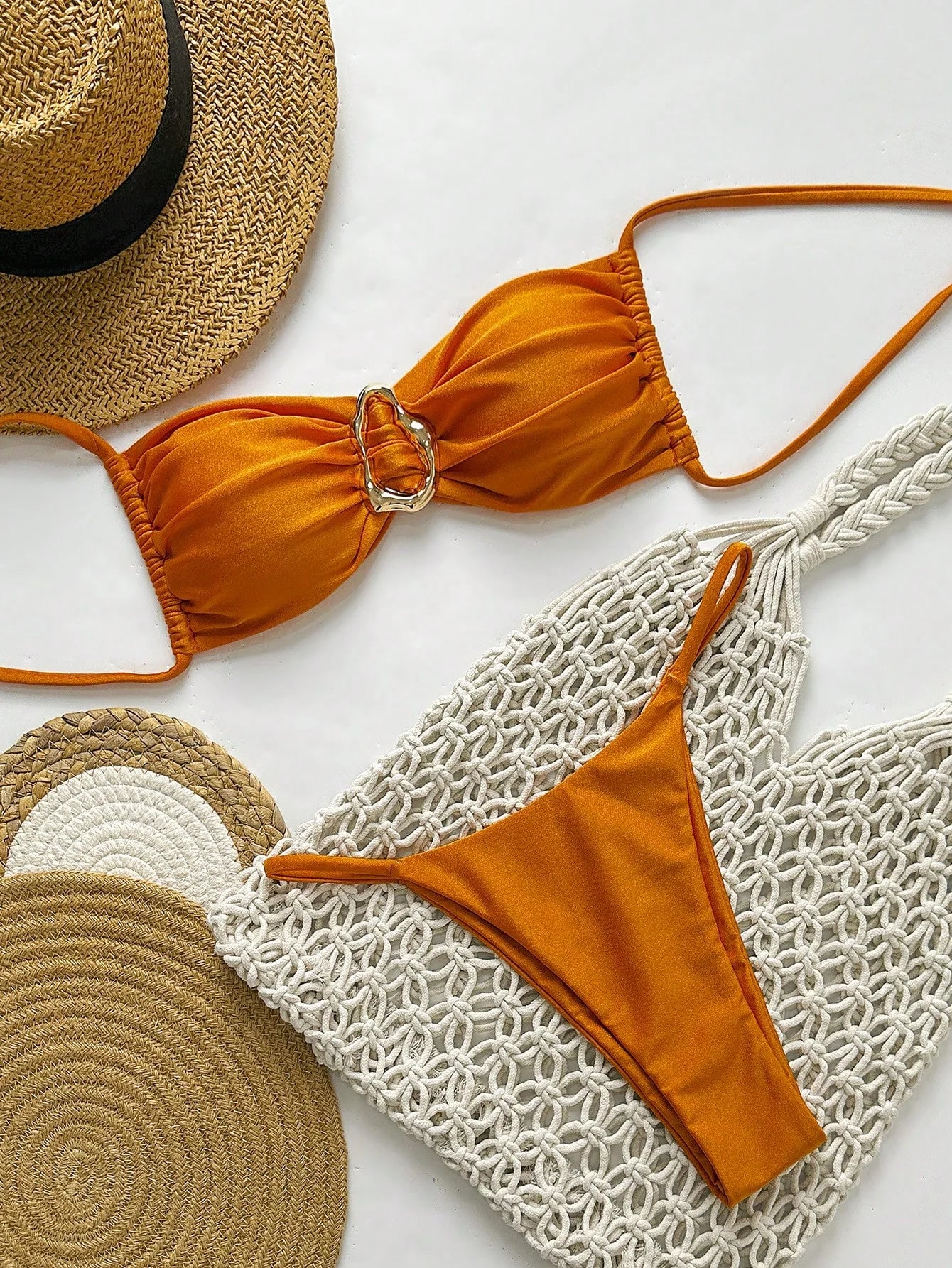 SHEIN Swim Conjunto de Maiô Bikini Feminino Strapless de Verão Solid Color com Amarração e Decoração Metálica, Sexy