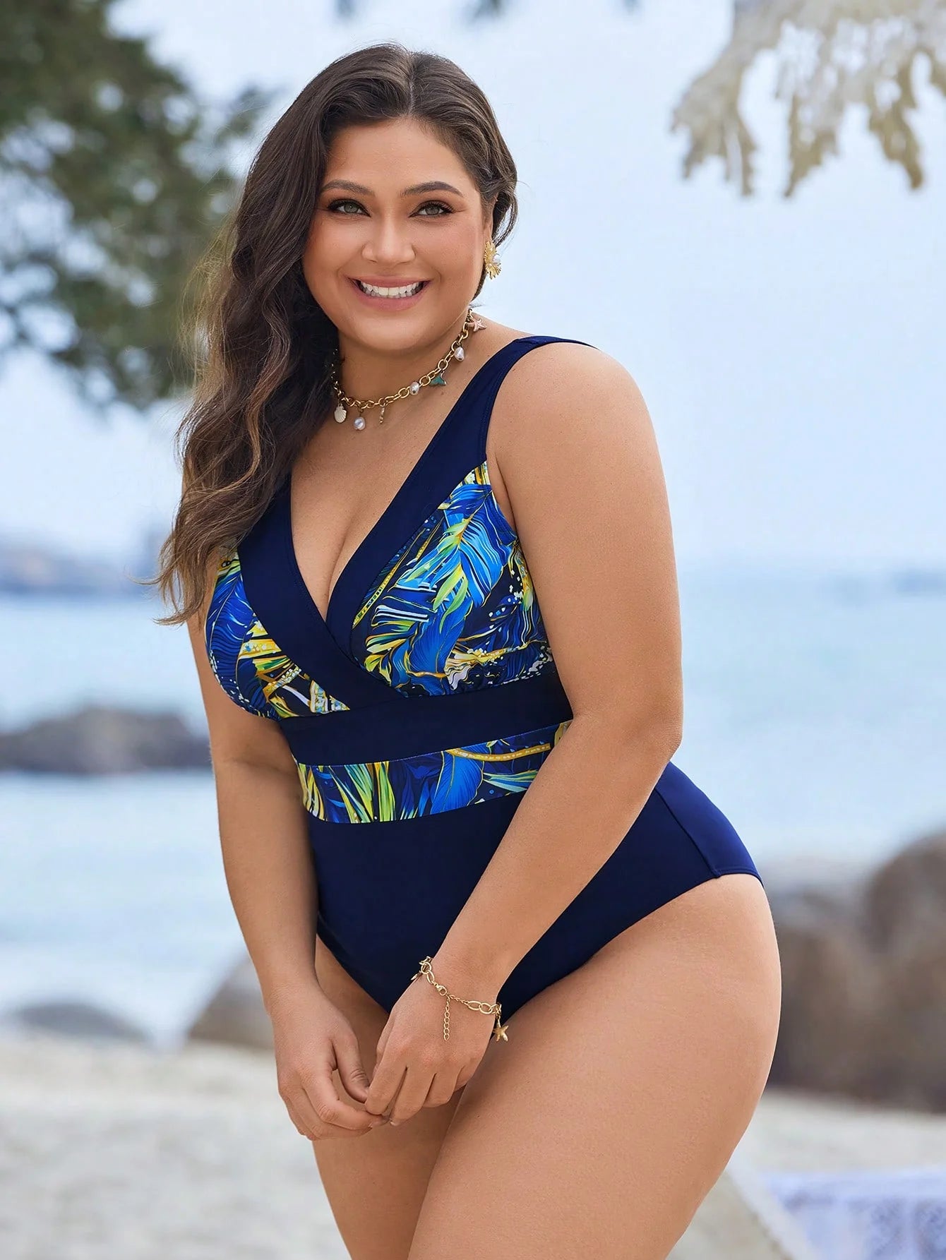 Swim Lushoire Maiô Plus Size com Estampa de Praia e Colorblock