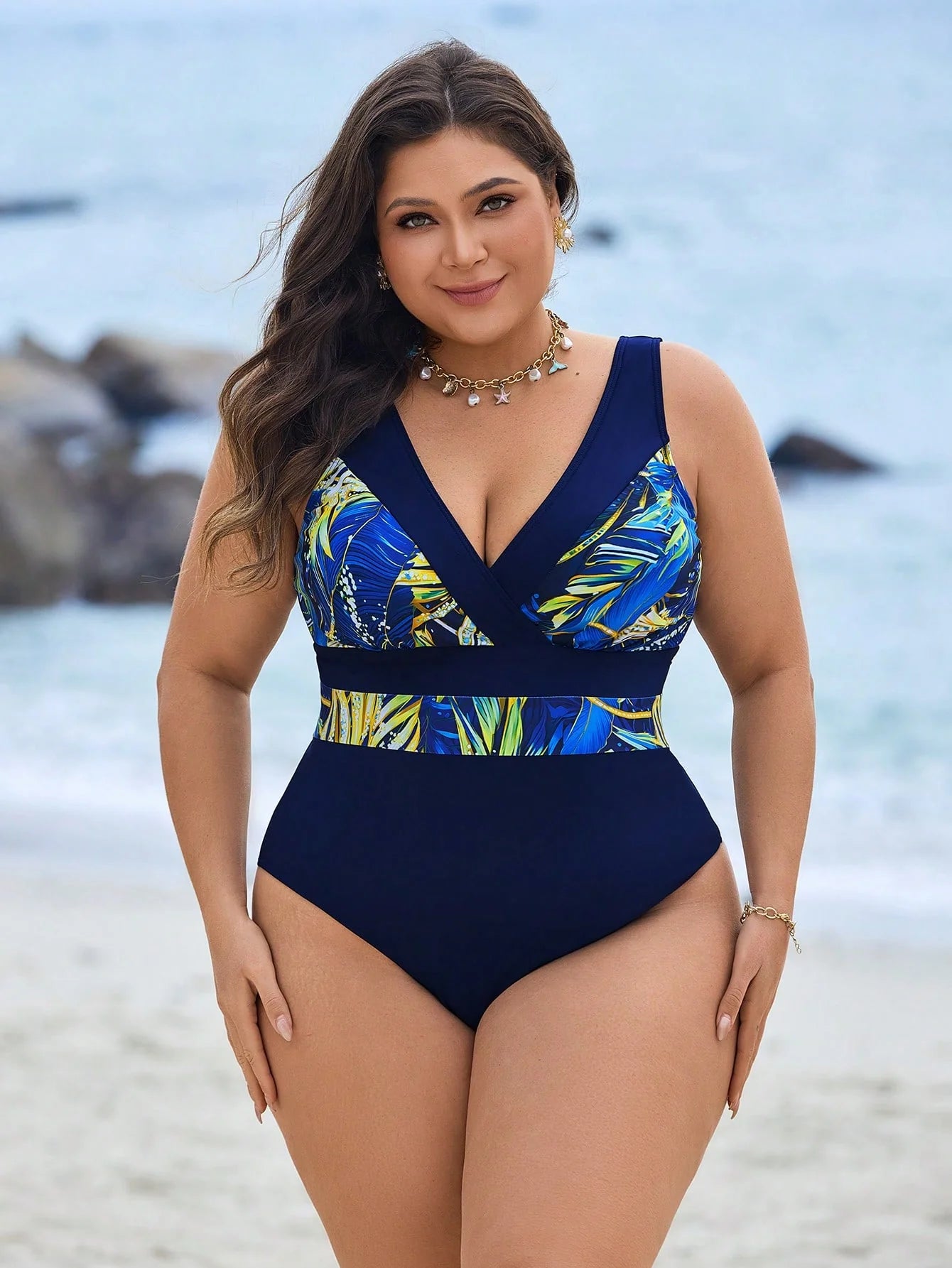 Swim Lushoire Maiô Plus Size com Estampa de Praia e Colorblock