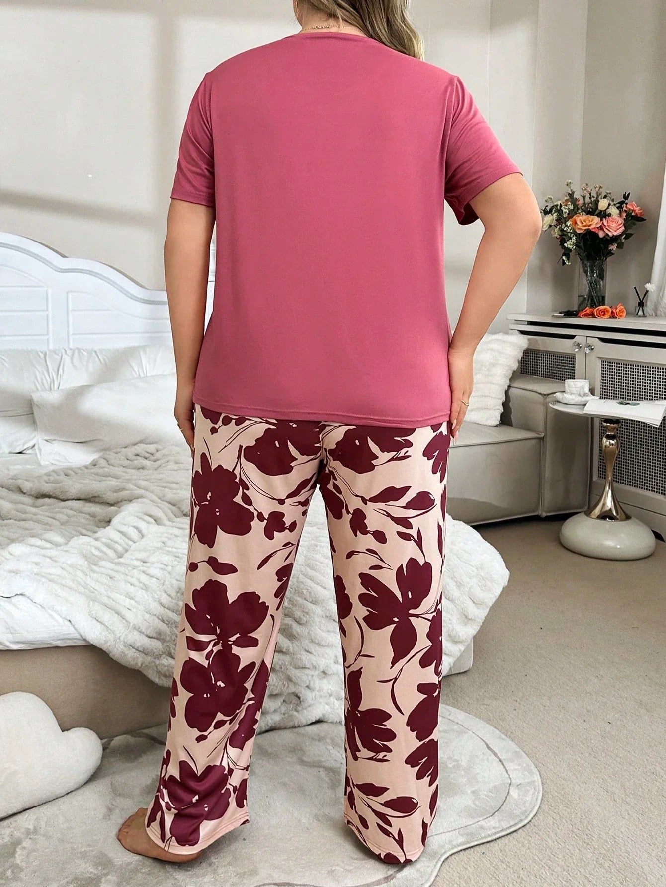 Conjunto de Pijama Casual Feminino com Estampa Floral, Top de Manga Curta com Bolso e Calça, Plus Size