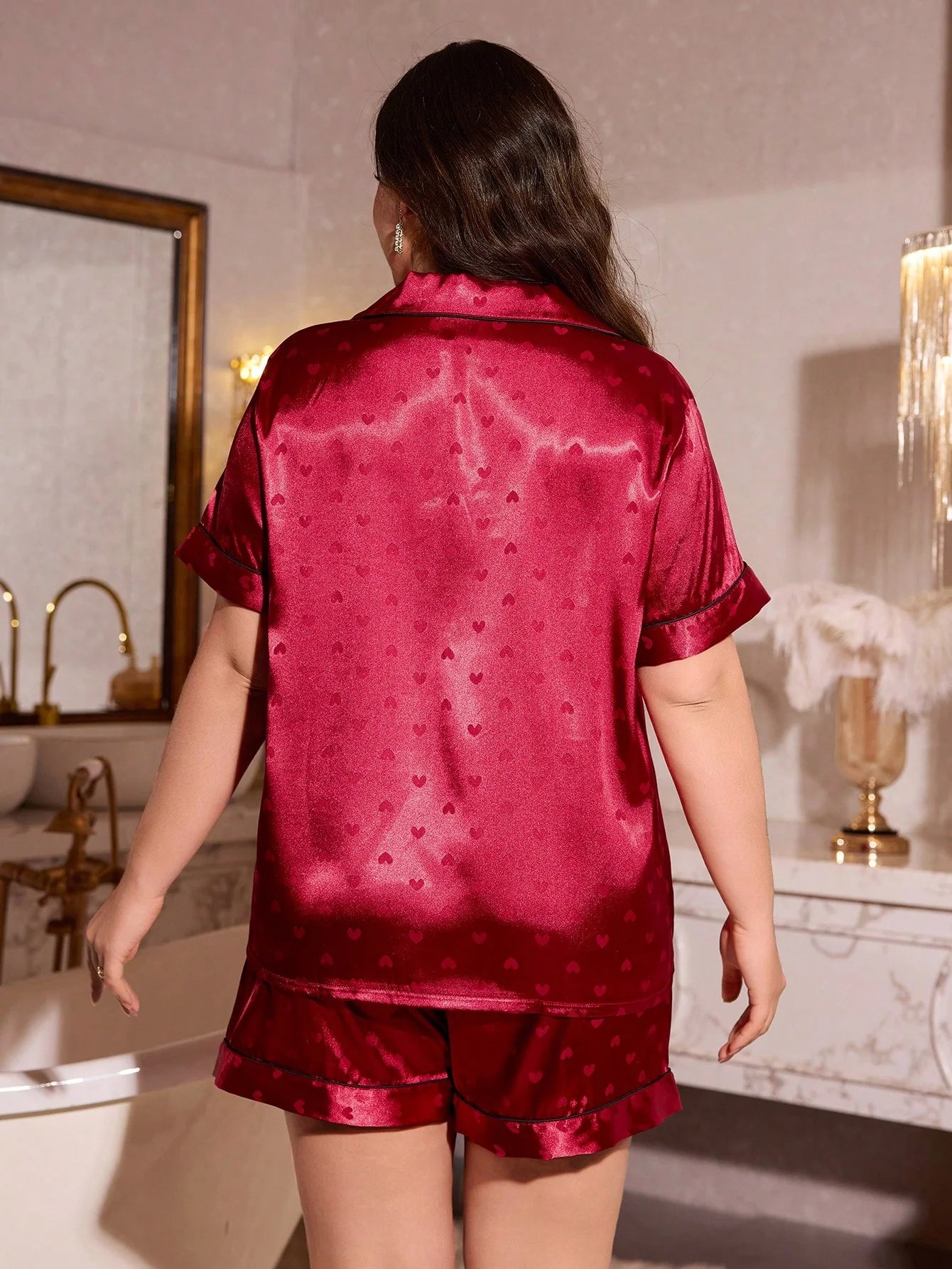 Conjunto de Pijama de Cetim Plus Size, Top de Manga Curta Rosa e Shorts com Jacquard de Coração, Colarinho Aberto