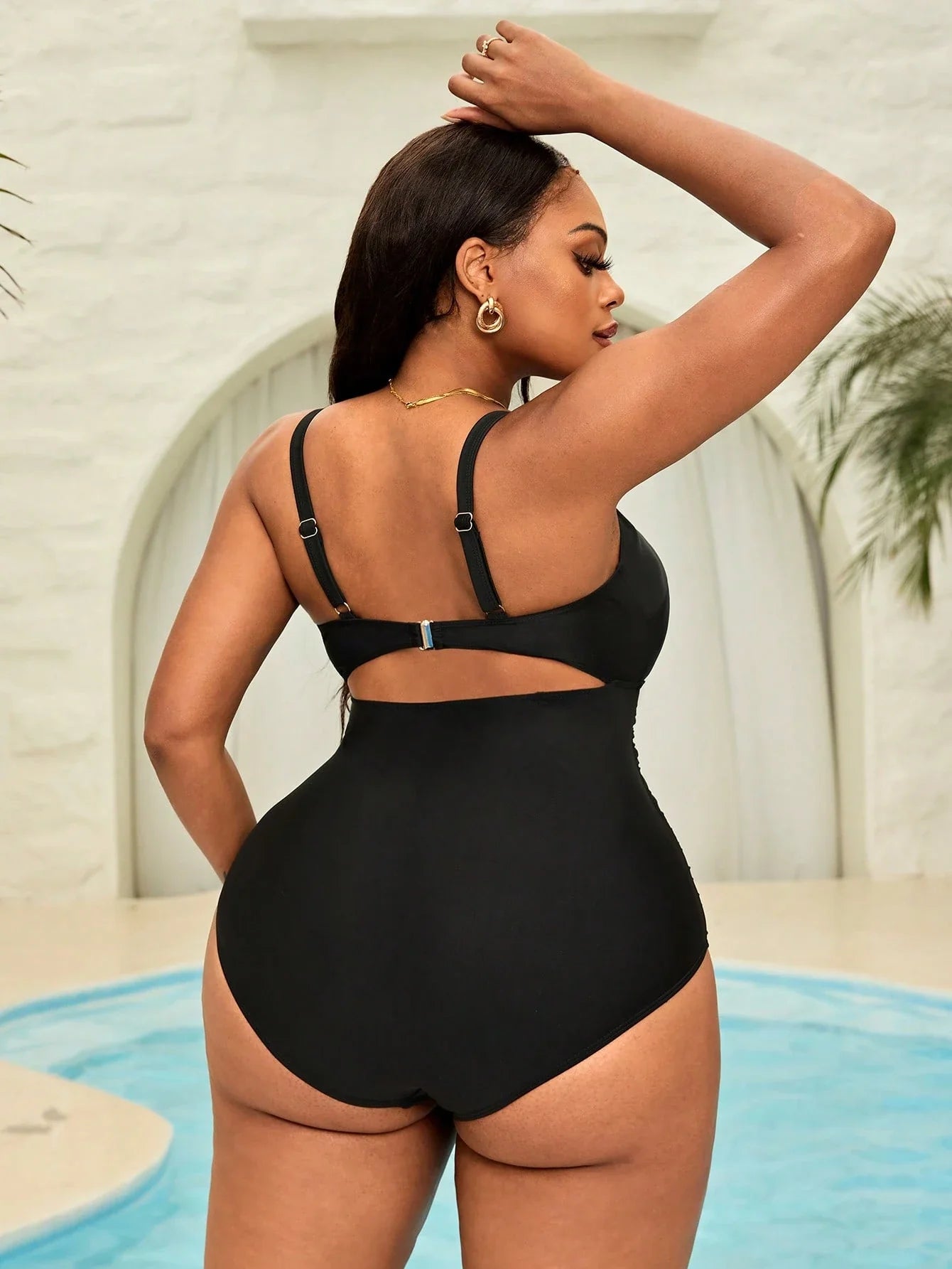 SHEIN Swim Curve Maiô de uma peça com decote com corrente e franzido, para Mulheres Plus Size, para Férias