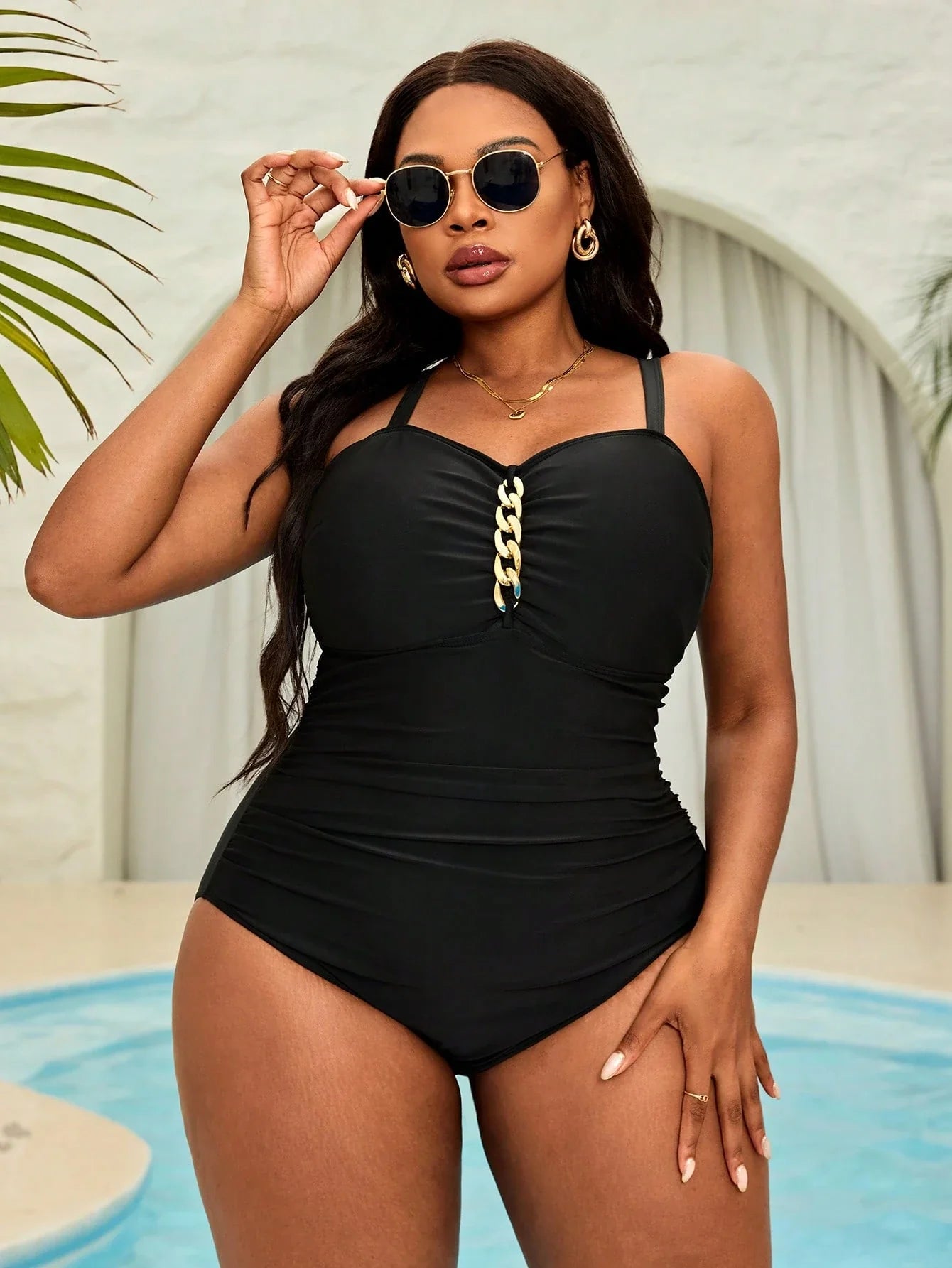 SHEIN Swim Curve Maiô de uma peça com decote com corrente e franzido, para Mulheres Plus Size, para Férias