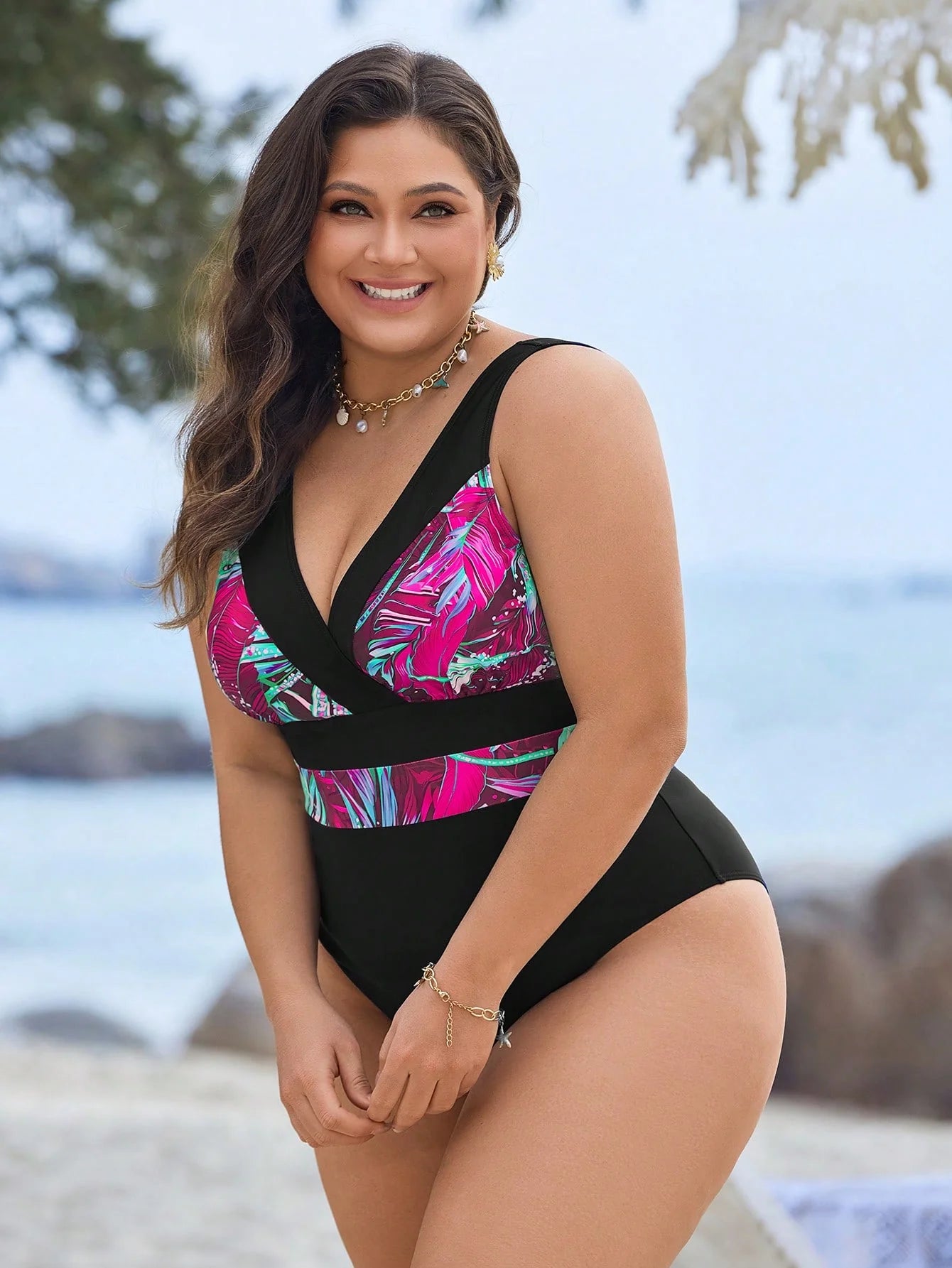 Swim Lushoire Maiô Plus Size com Estampa de Praia e Colorblock