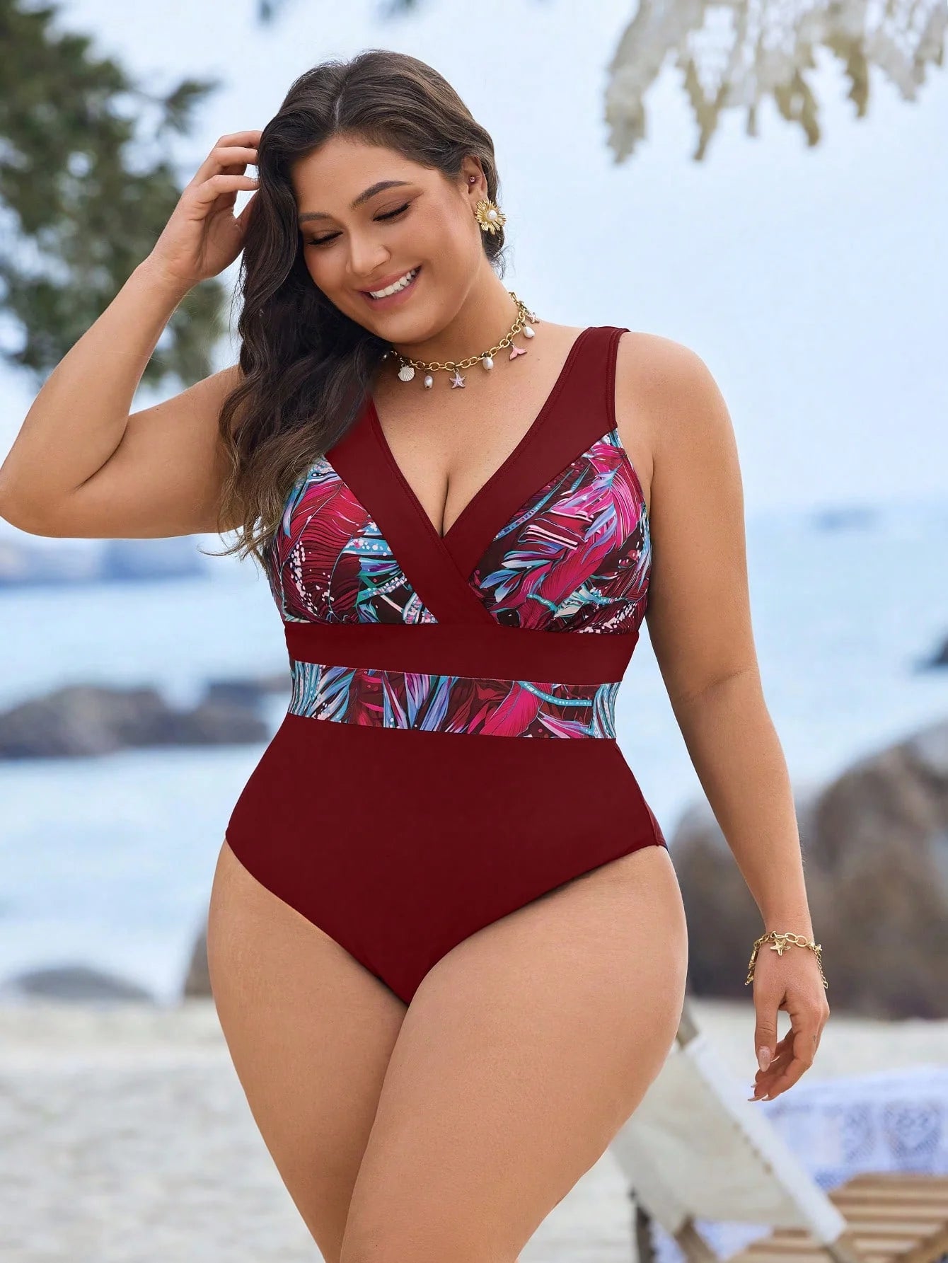 Swim Lushoire Maiô Plus Size com Estampa de Praia e Colorblock