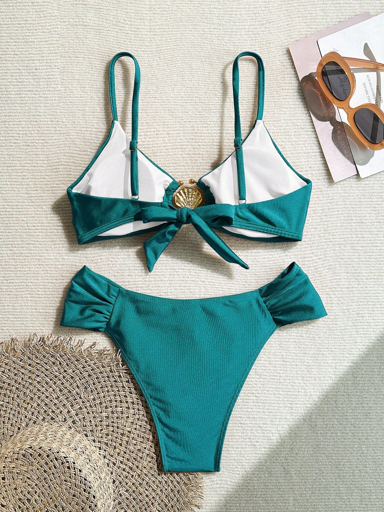 Swim Vcay Conjunto de Maiô Bikini com Alças Finas Plissadas de Corte Alto, Acessórios Metálicos Sexy, Totalmente Vegano, Roupa de Praia de Férias de Primavera para Mulheres, Roupa de Banho de Verão para Mulheres