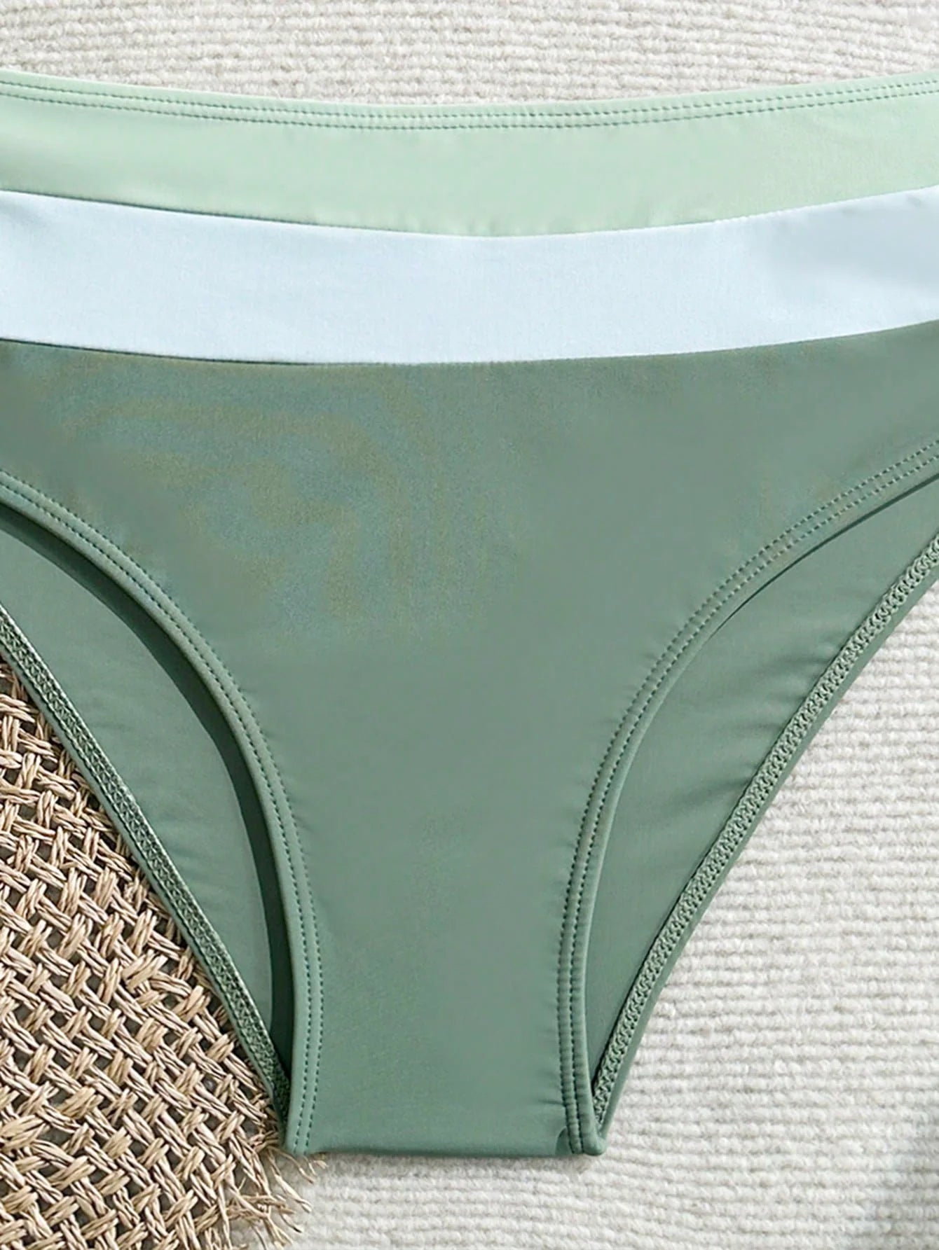 Swim Lushoire Novo Maiô Bikini Fashionista Sexy Recortado Colorido, Conjunto de Maiô de Cintura Alta, Maiô Retrátil Charmoso de Verão