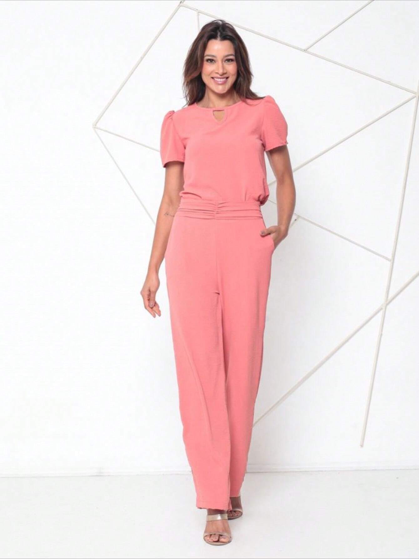 Conjunto Blusa Manga Bishop Com Gola Redonda E Calça Larga Pregas Brenda Rosa Empoeirado / P
