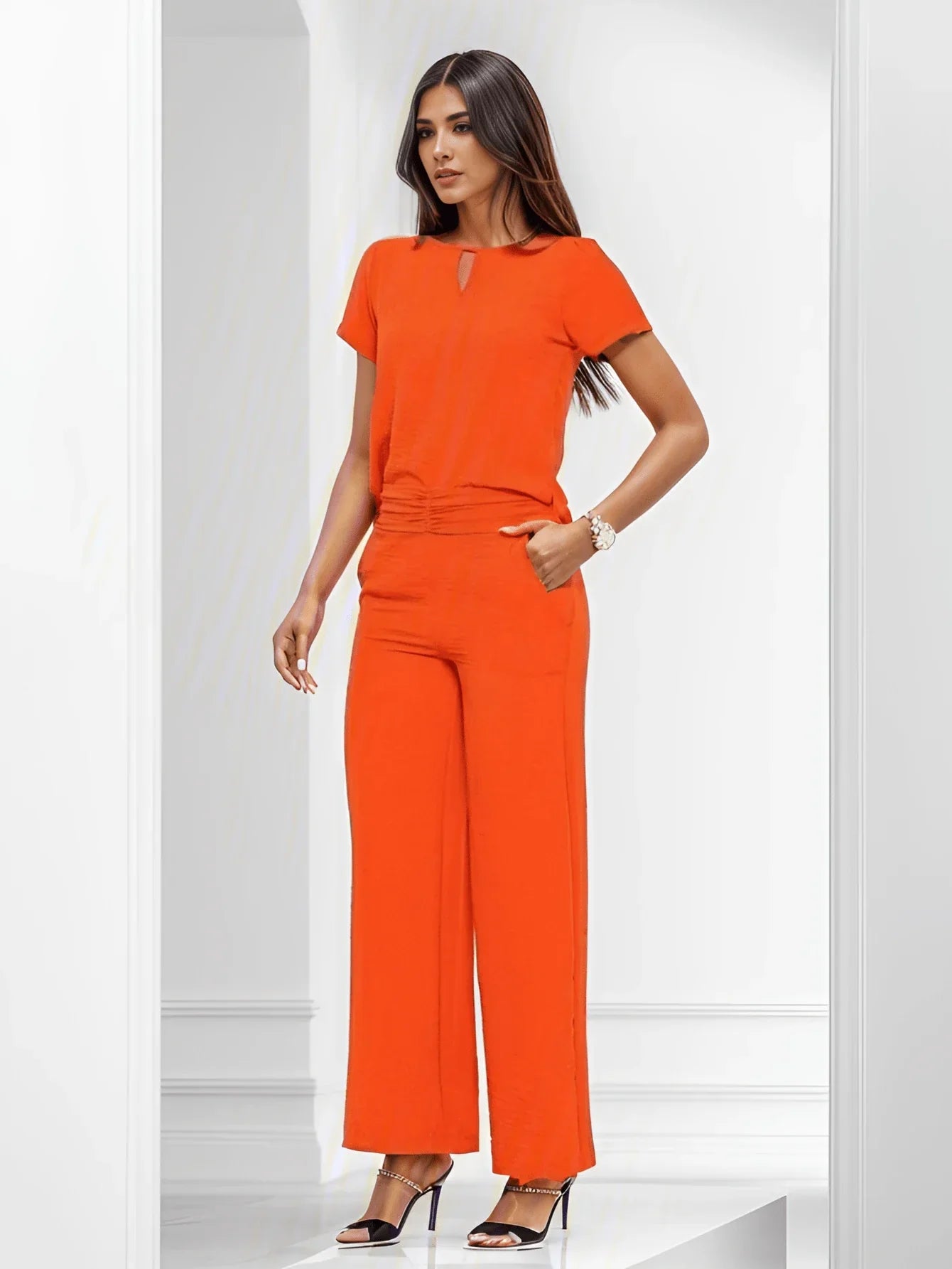 Conjunto Blusa Manga Bishop Com Gola Redonda E Calça Larga Pregas Brenda