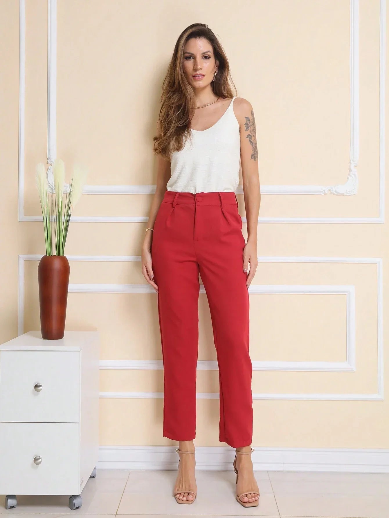 Calça Alfaiataria Com Prega Skinny Larissa