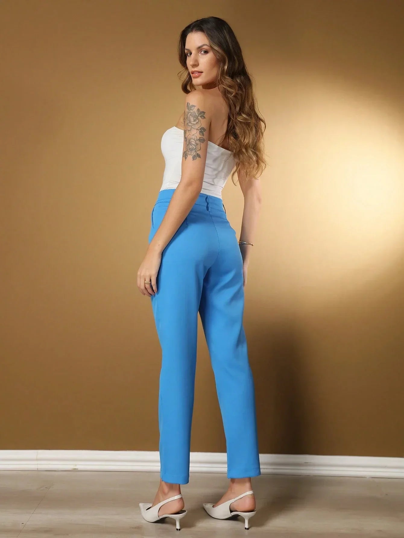 Calça Alfaiataria Com Prega Skinny Larissa