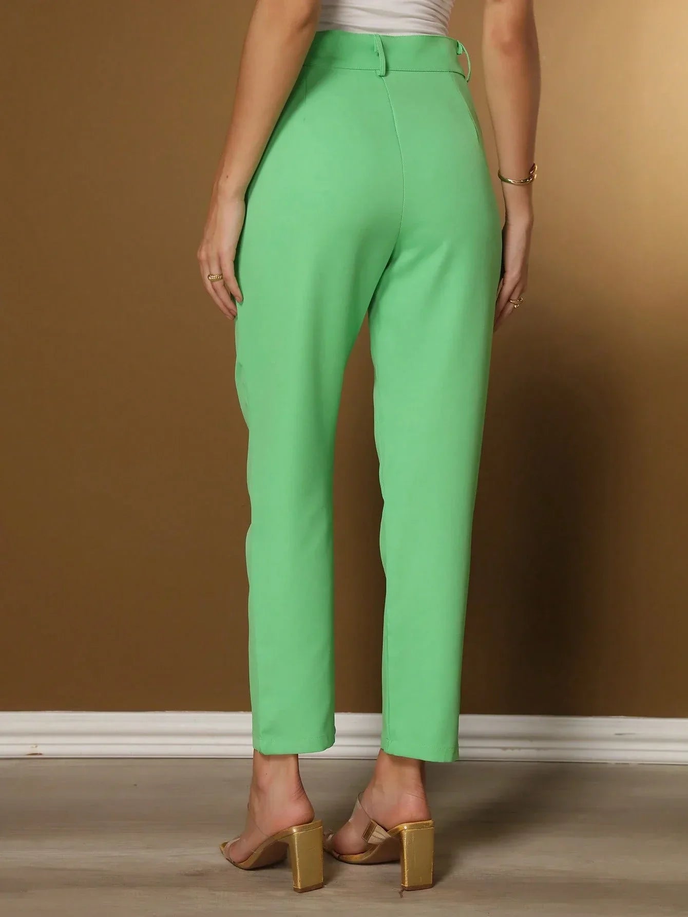 Calça Alfaiataria Com Prega Skinny Larissa