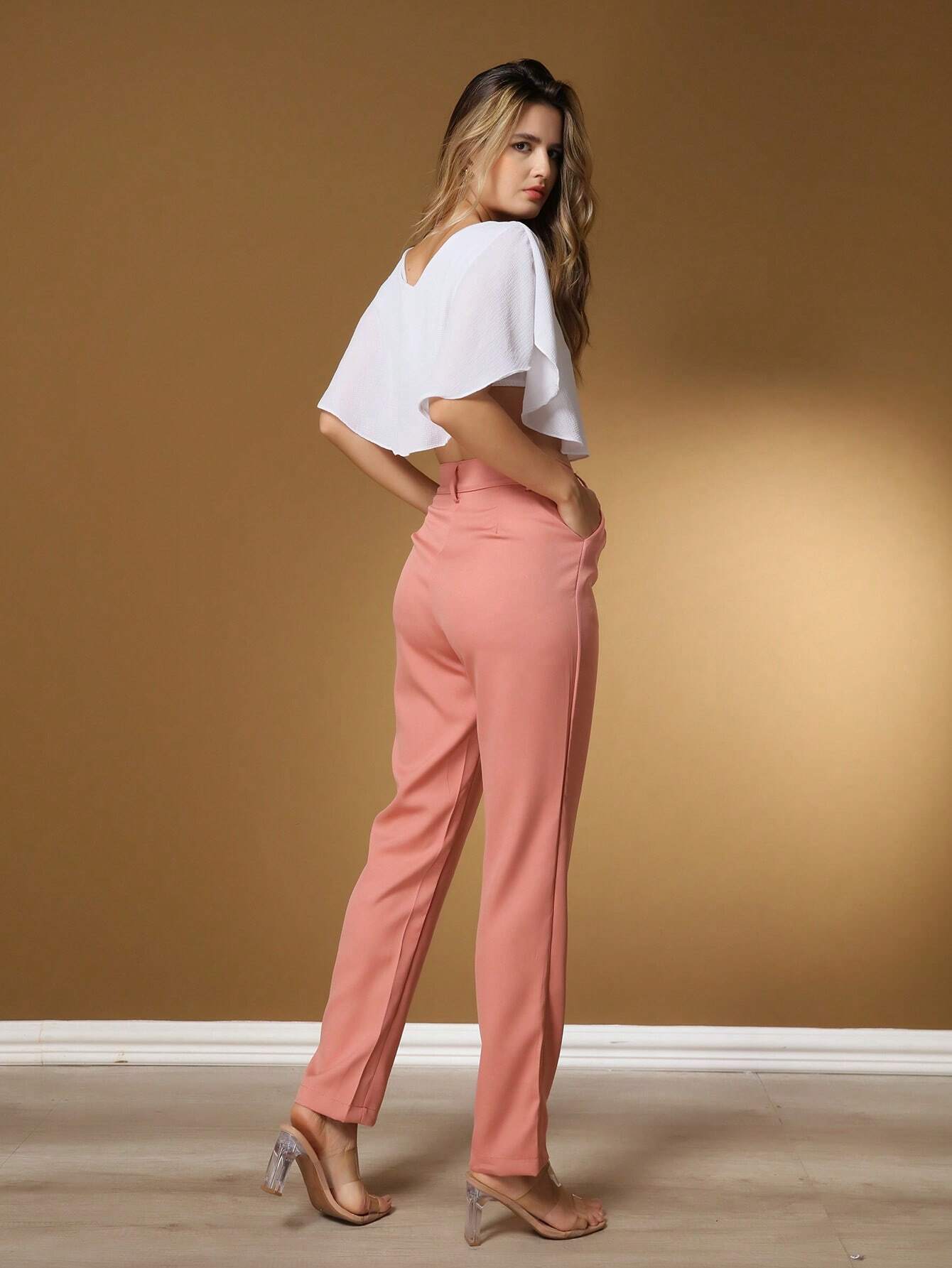 Calça Alfaiataria Com Prega Skinny Larissa