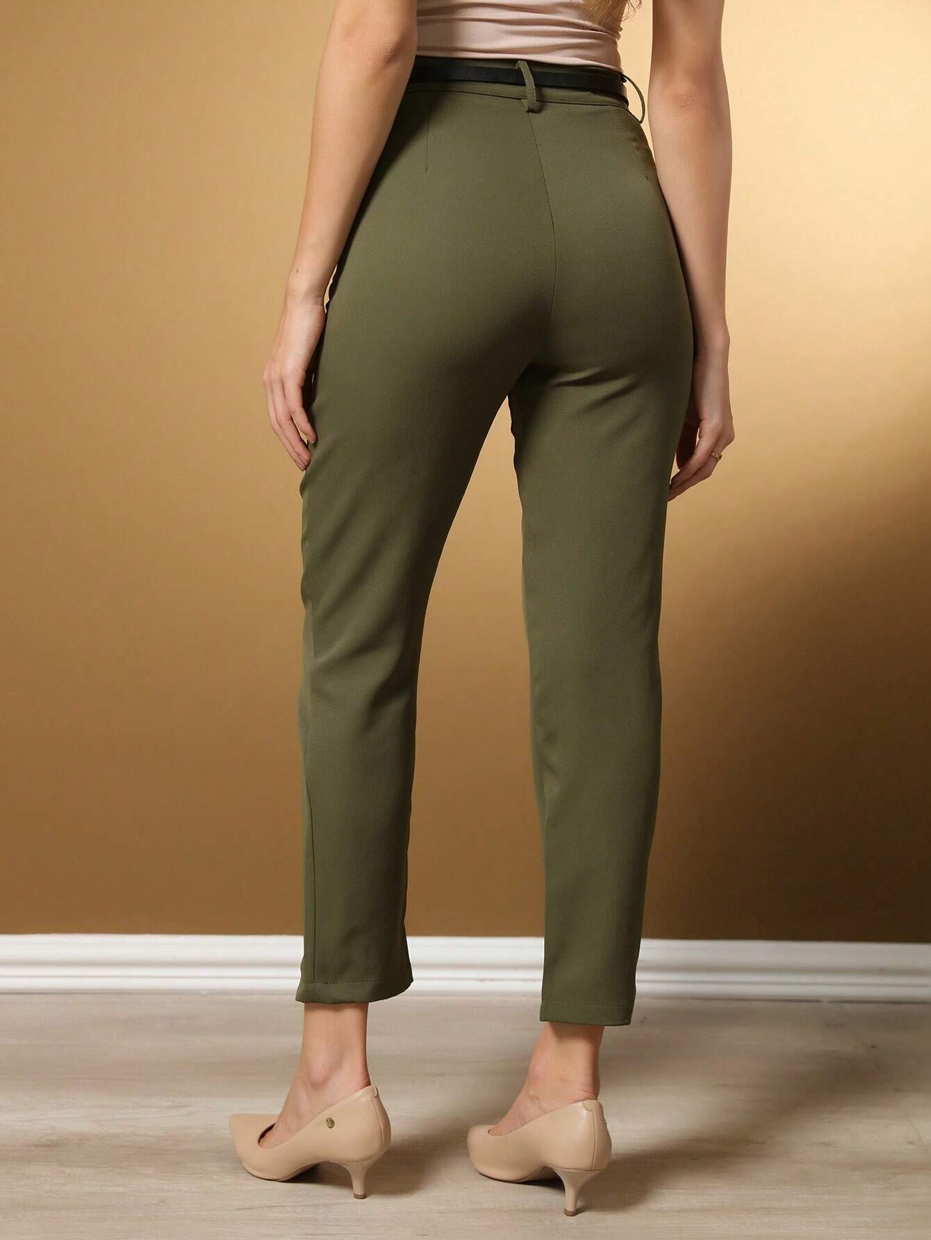 Calça Alfaiataria Com Prega Skinny Larissa
