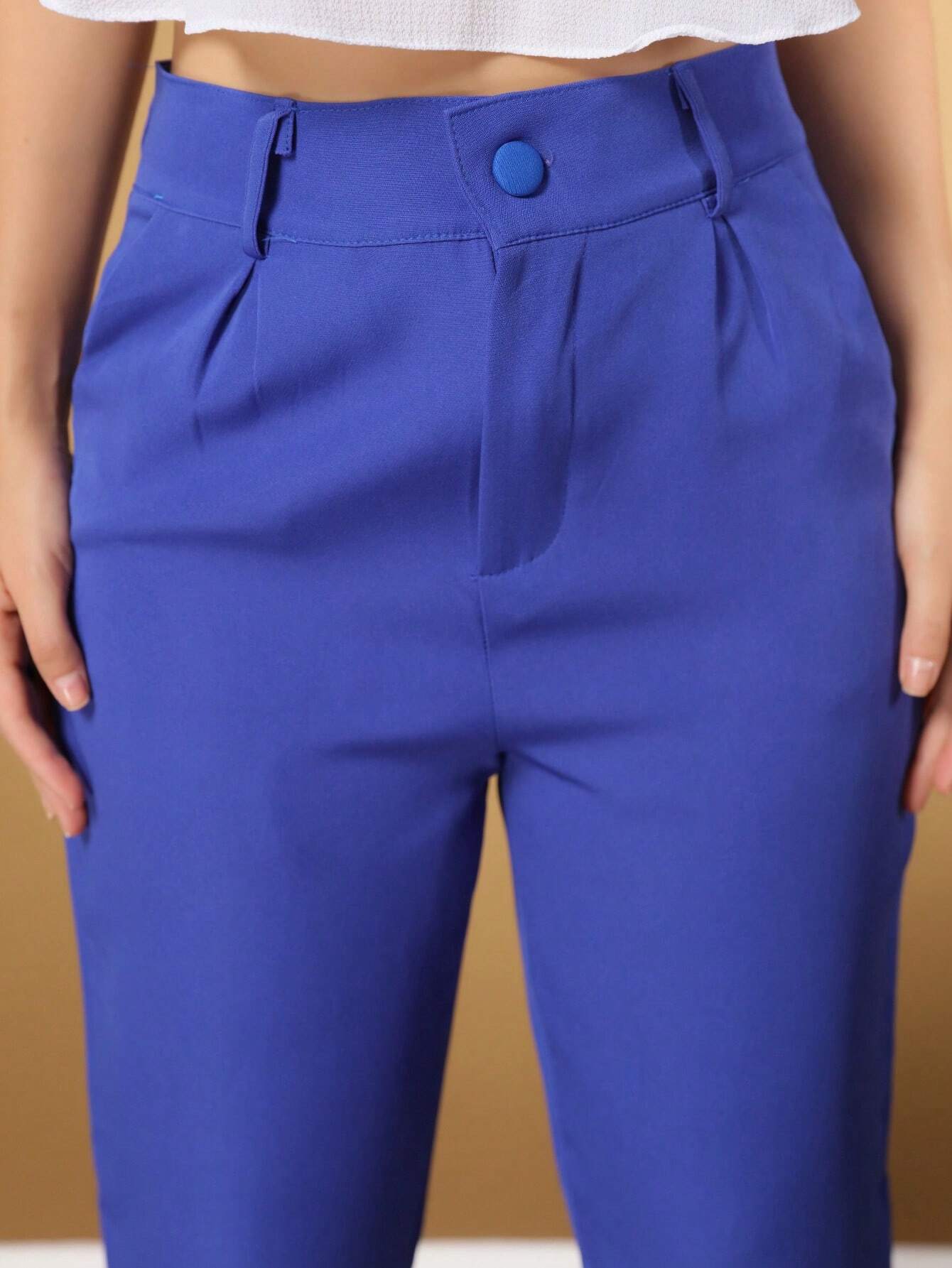 Calça Alfaiataria Com Prega Skinny Larissa