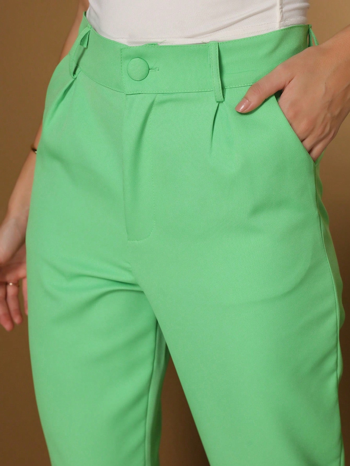 Calça Alfaiataria Com Prega Skinny Larissa