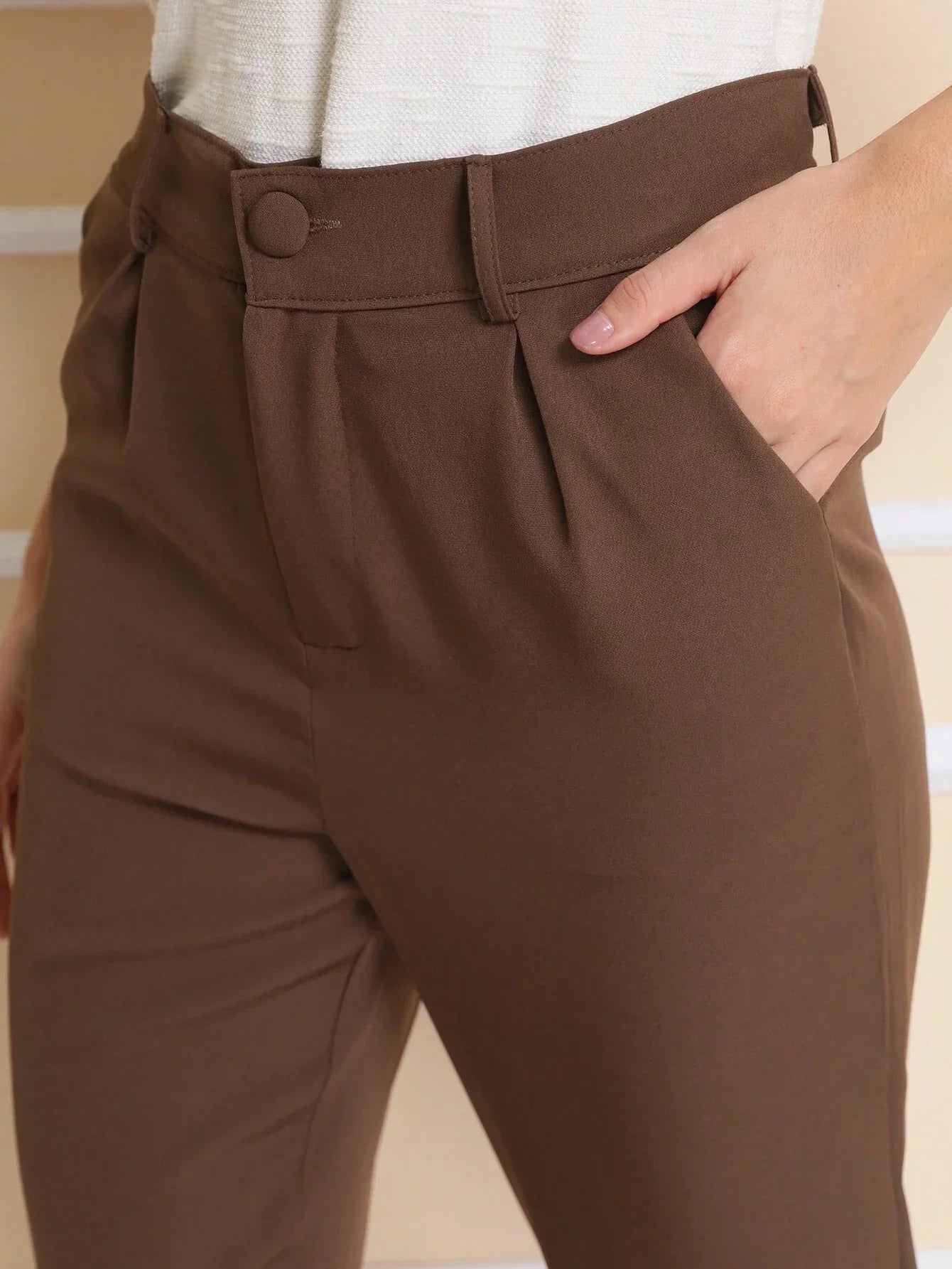 Calça Alfaiataria Com Prega Skinny Larissa