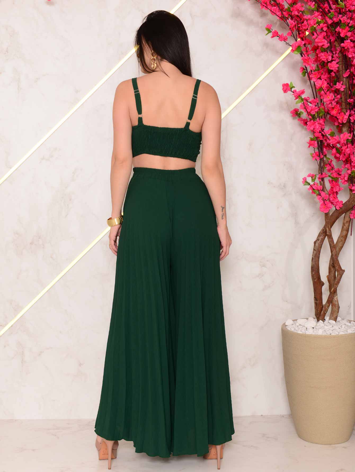 Conjunto Calça Pantalona Plissada E Cropped Top Maitê Conjuntos Femininos