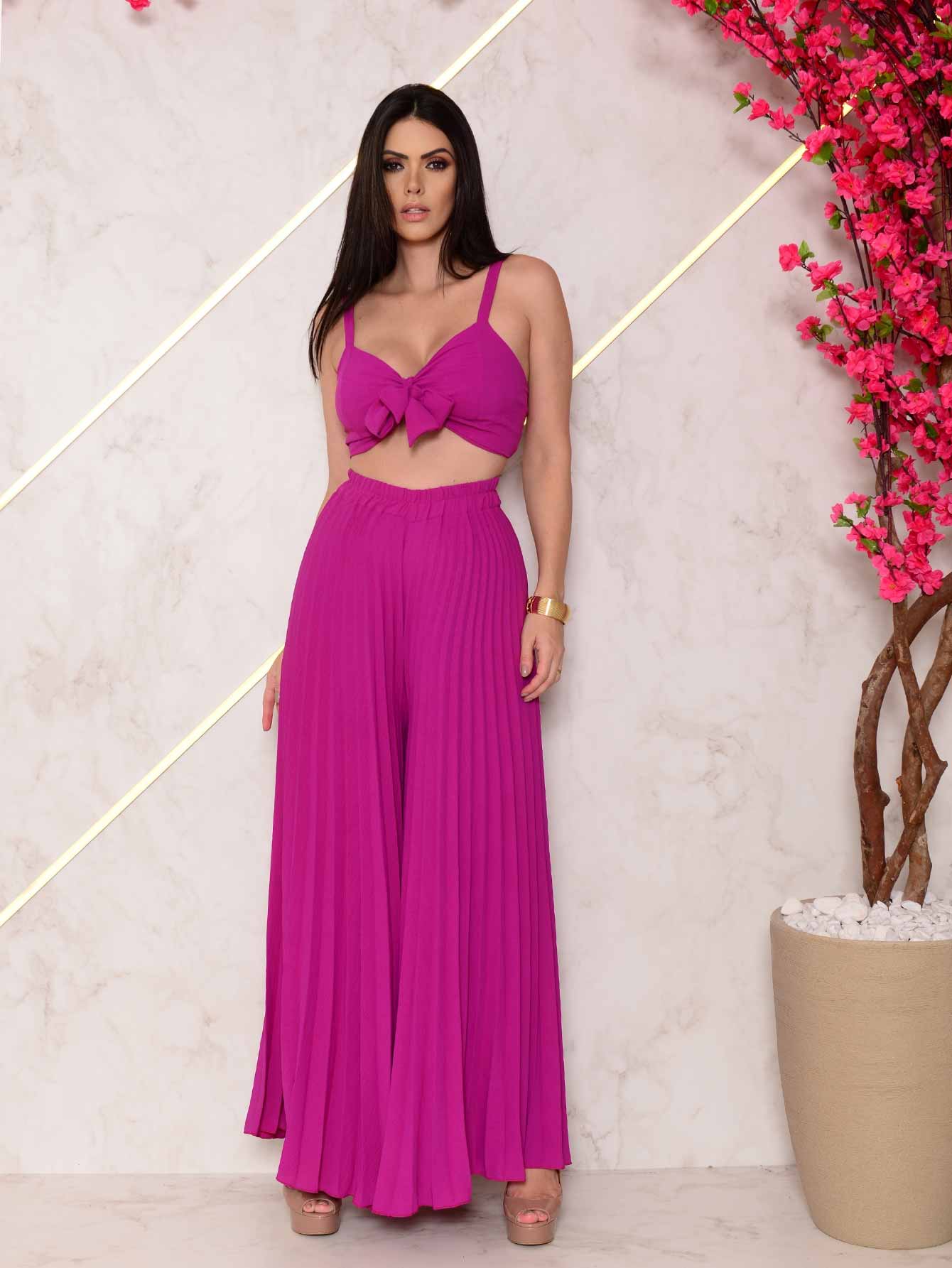 Conjunto Calça Pantalona Plissada E Cropped Top Maitê Conjuntos Femininos