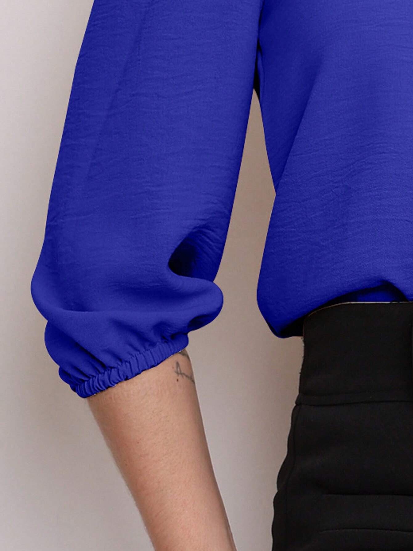 Blusa Alfaiataria Com Manga Regulável Patrícia
