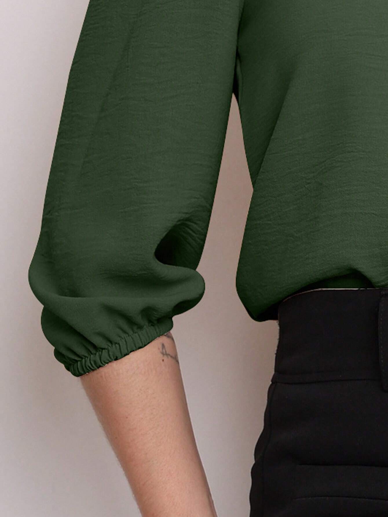 Blusa Alfaiataria Com Manga Regulável Patrícia