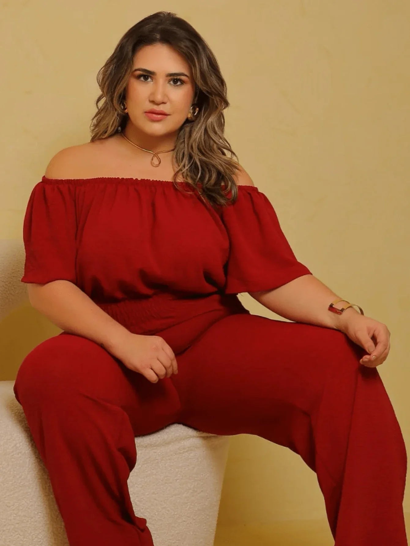 Macacão Perna Longa Com Gola Ombro Á Plus Size Kelly