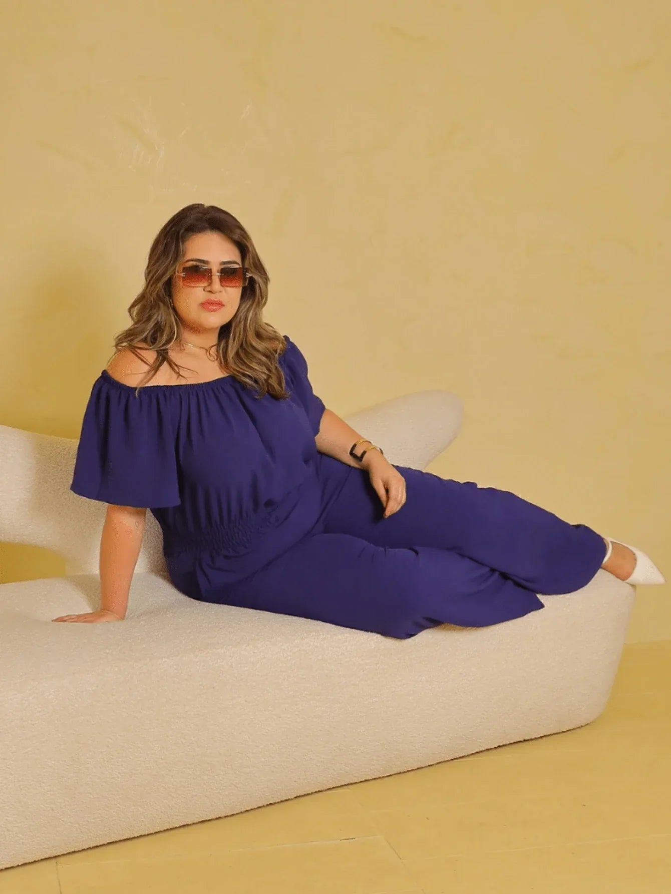 Macacão Perna Longa Com Gola Ombro Á Plus Size Kelly