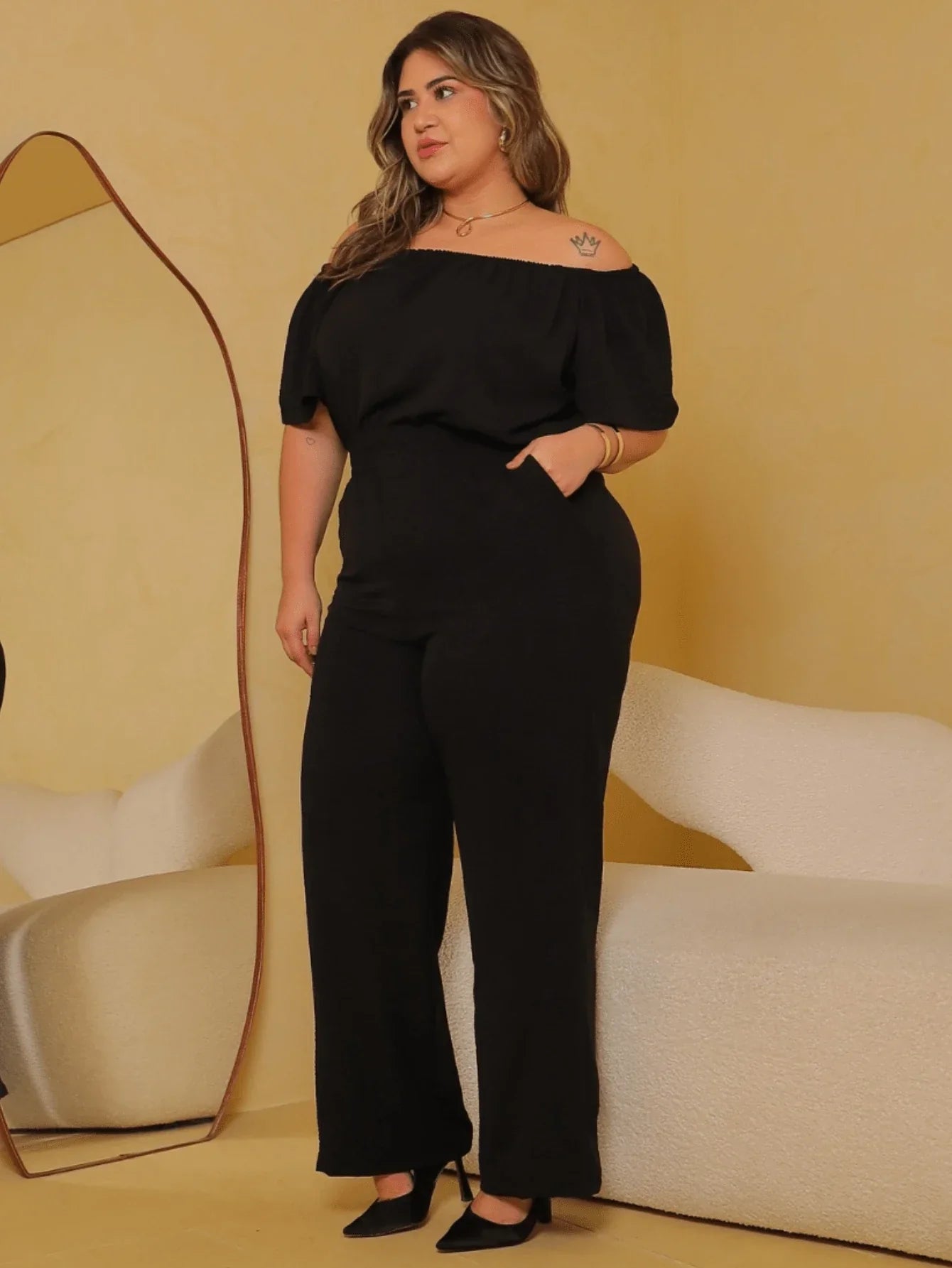 Macacão Perna Longa Com Gola Ombro Á Plus Size Kelly Preto / M