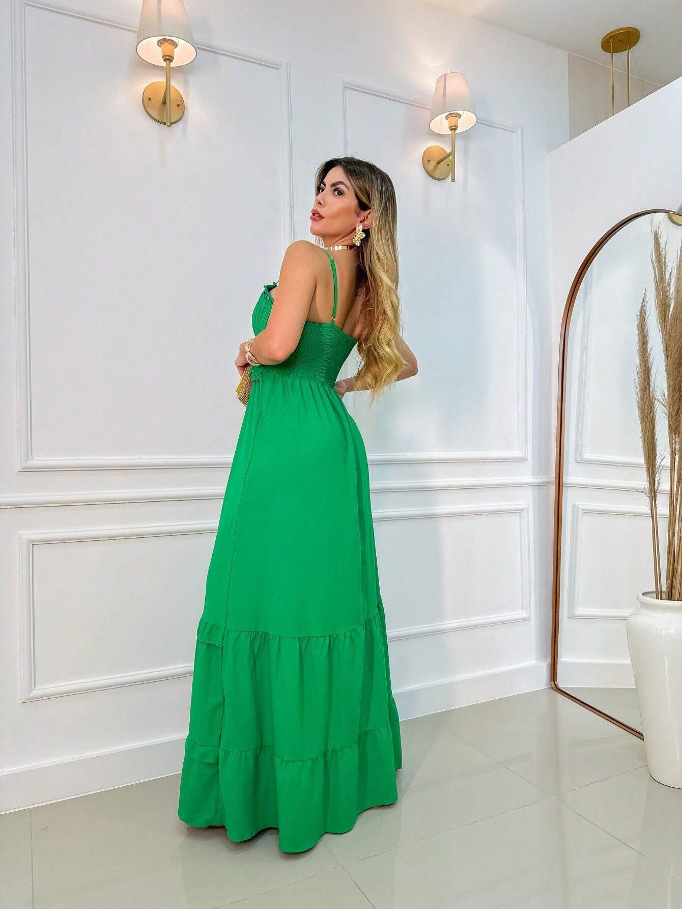 Vestido Longo Franzido Com Babado Isabela
