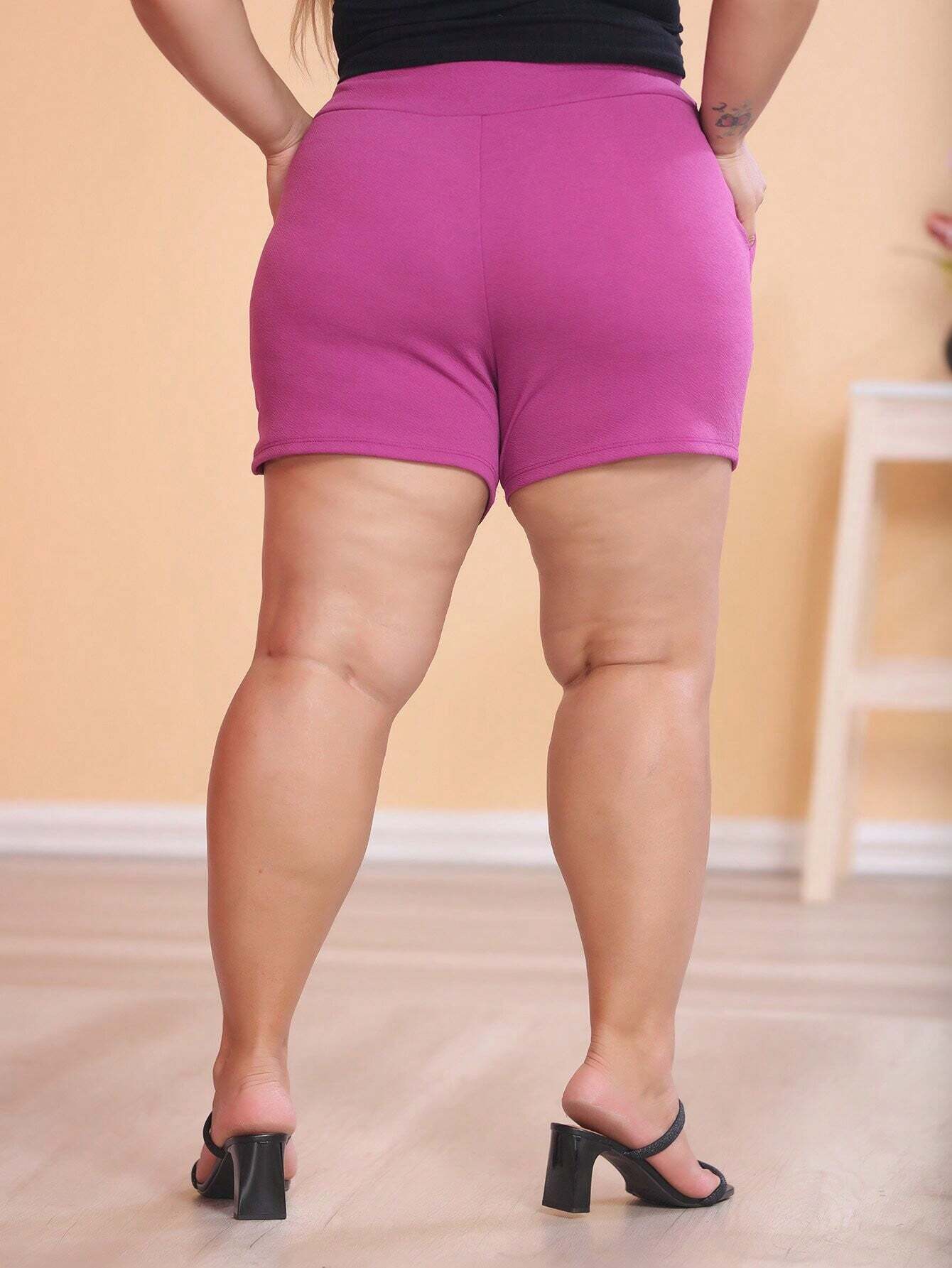 Short Crepe Com Bolso Plus Size Jaqueline