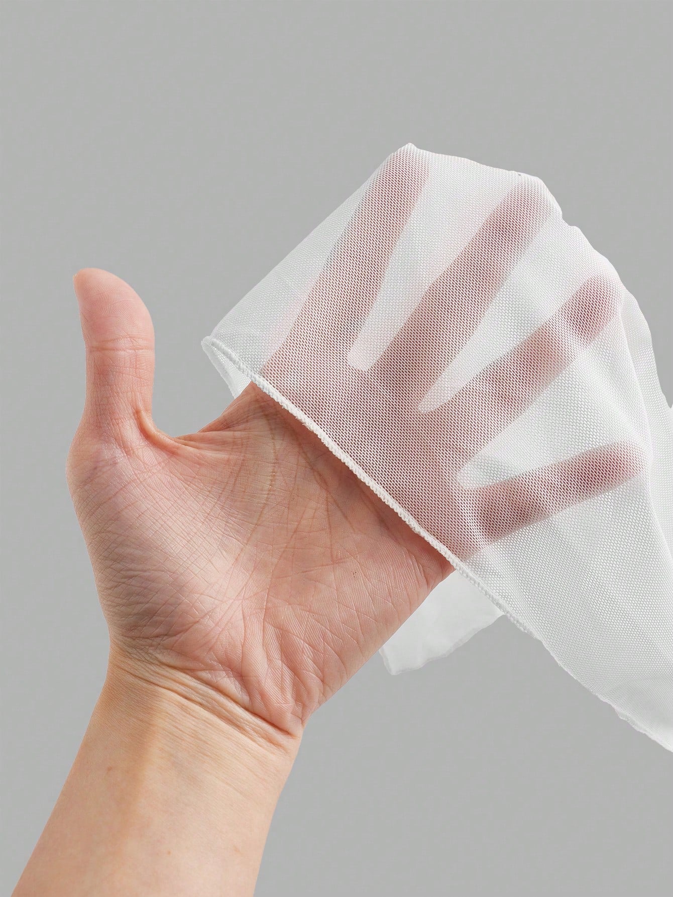 Conjunto De 3 Peças Maiô Com Decote Vazado E Saia Com Detalhe De Amarração Zuleica