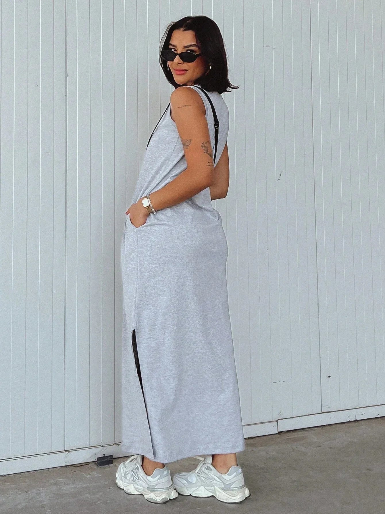 Vestido Cavado Com Fenda Valentina