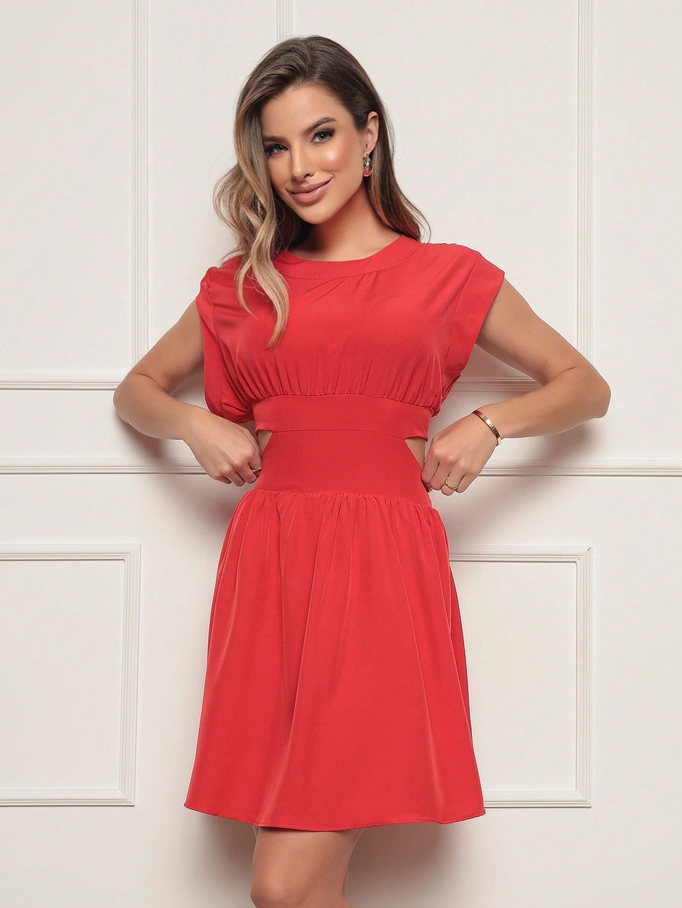 Vestido Curto Com Fendas Laterais Juliana Vestidos Curtos Femininos
