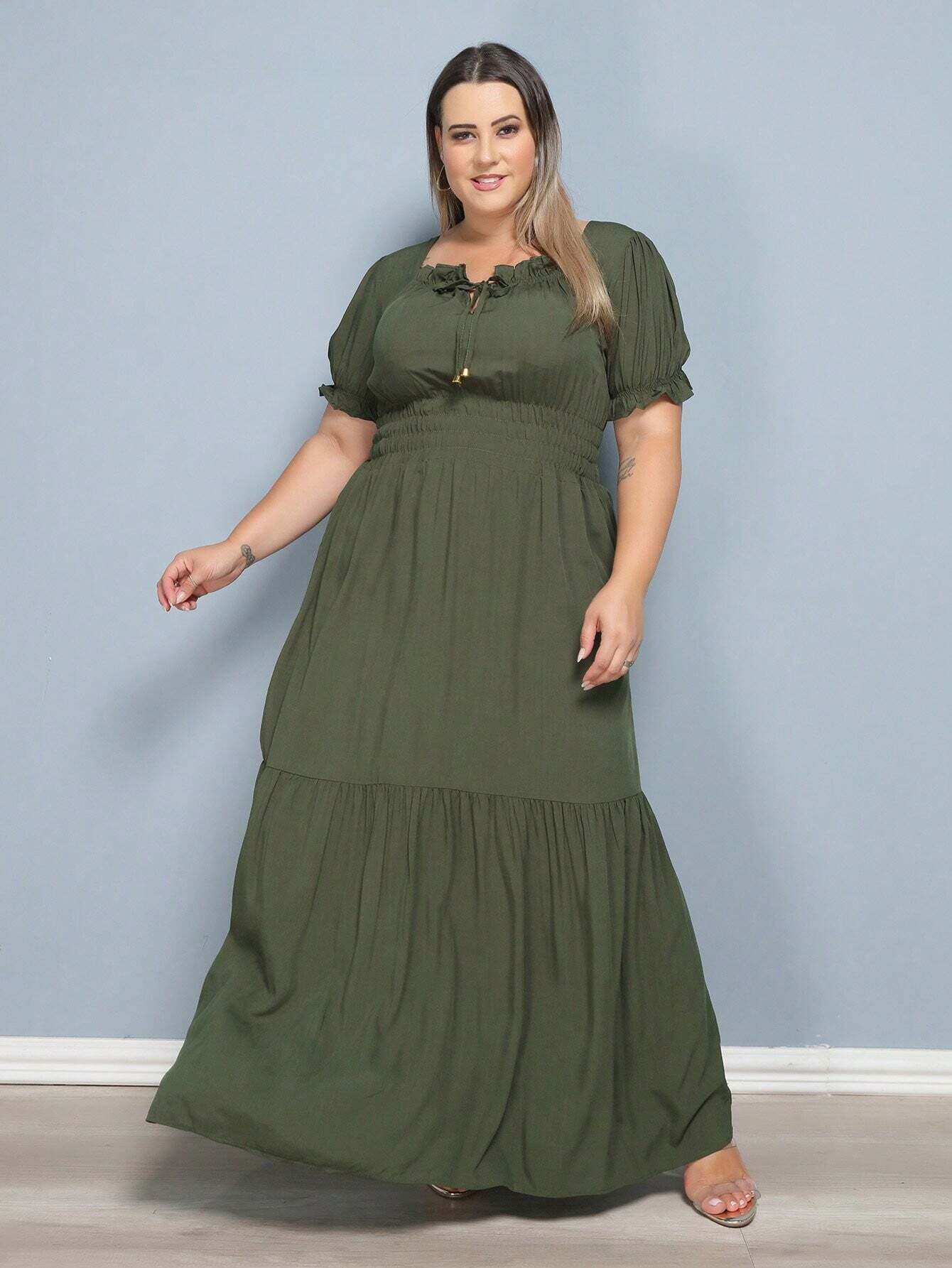 Vestido Longo Manga Bufante Com Babado Plus Size Taís
