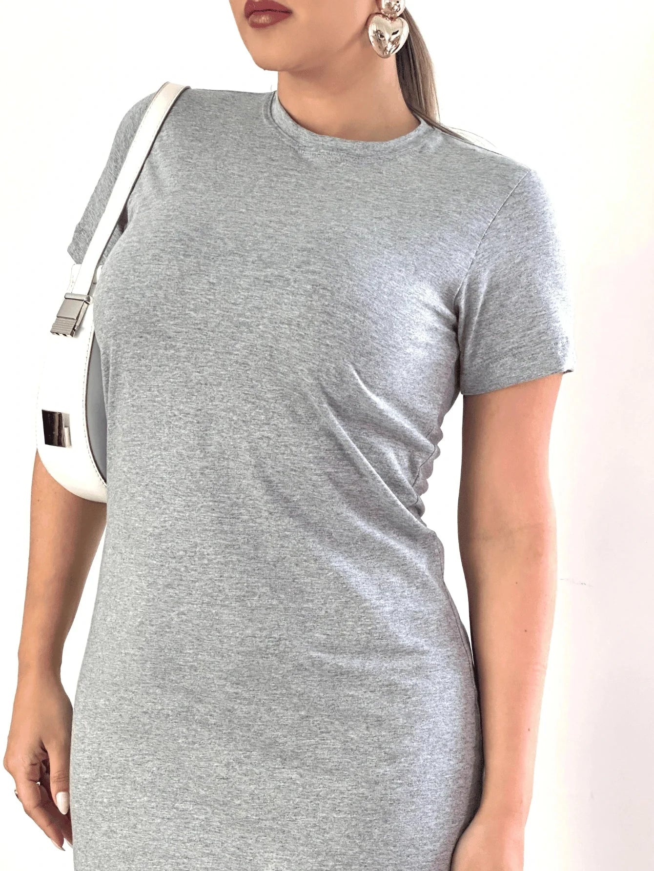 Vestido Midi Com Gola Redonda Bianca