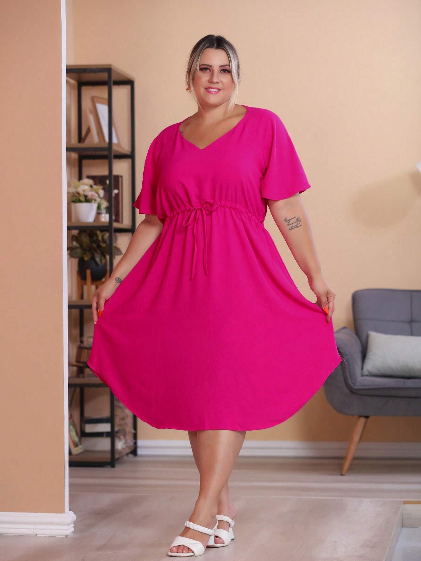 Vestido Com Manga Esvoaçante E Cinto De Amarração Bárbara