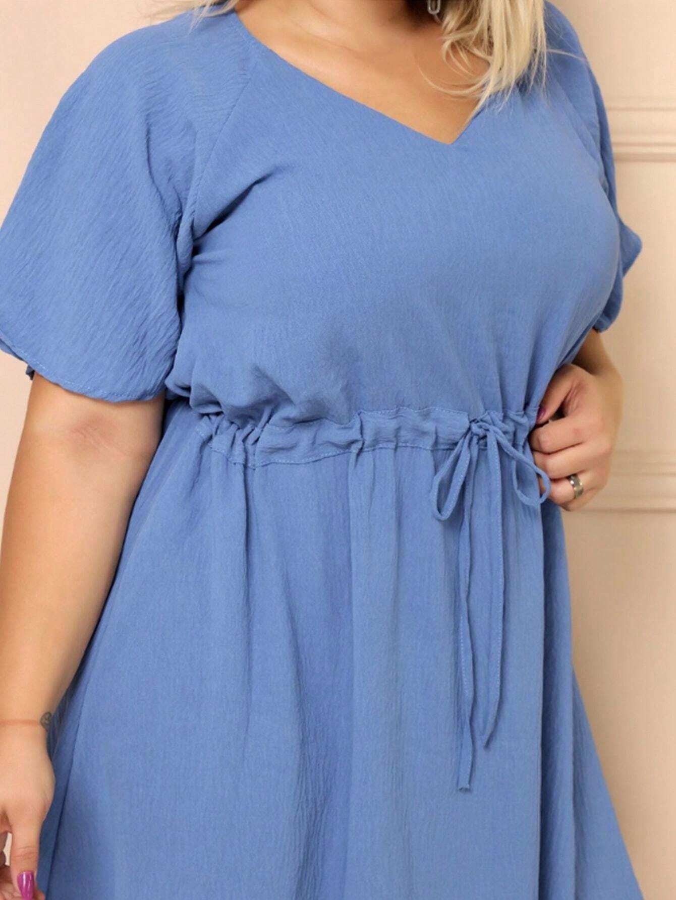 Vestido Com Manga Esvoaçante E Cinto De Amarração Bárbara