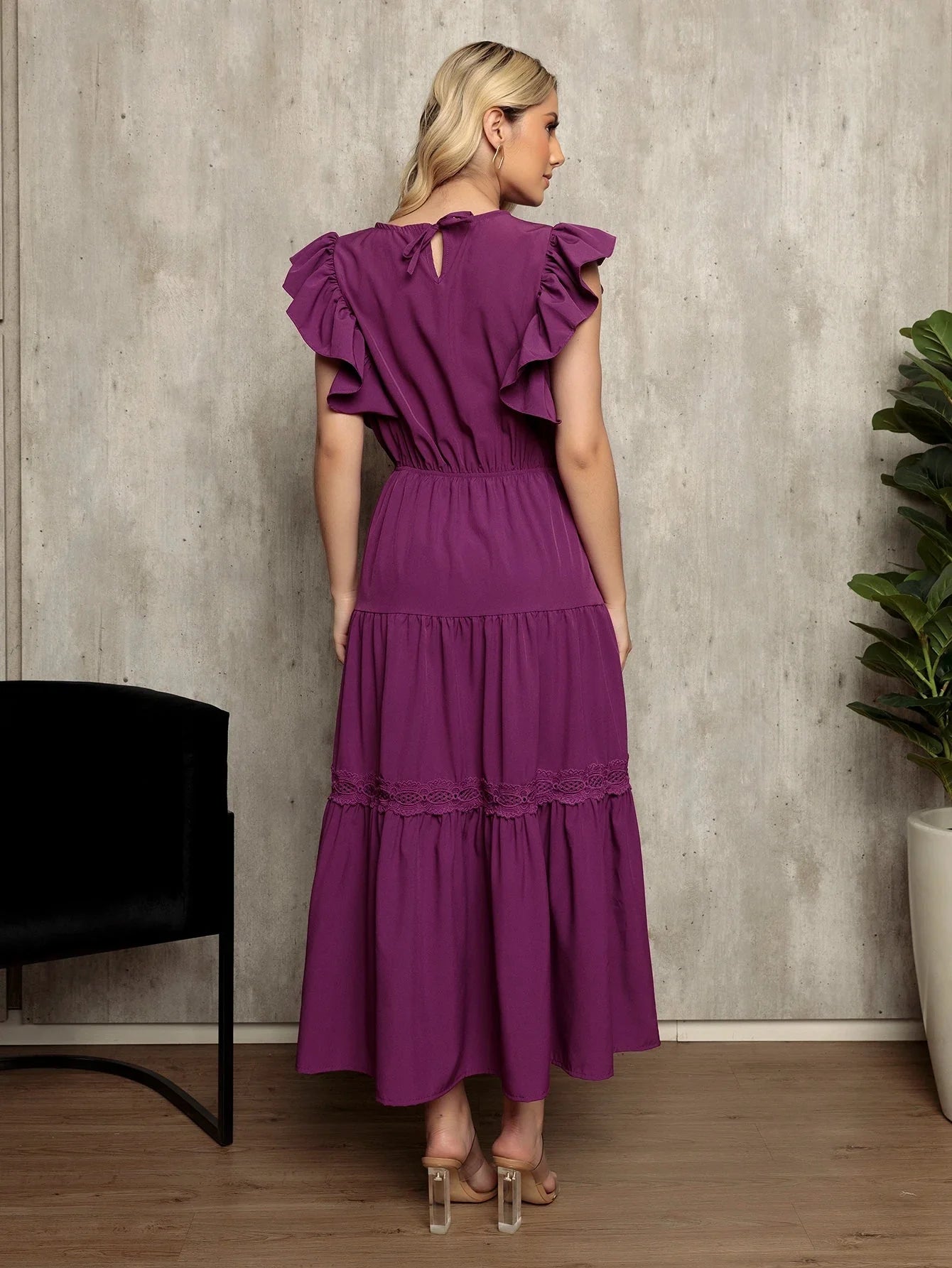 Vestido Longo Bainha Com Babado Thaís